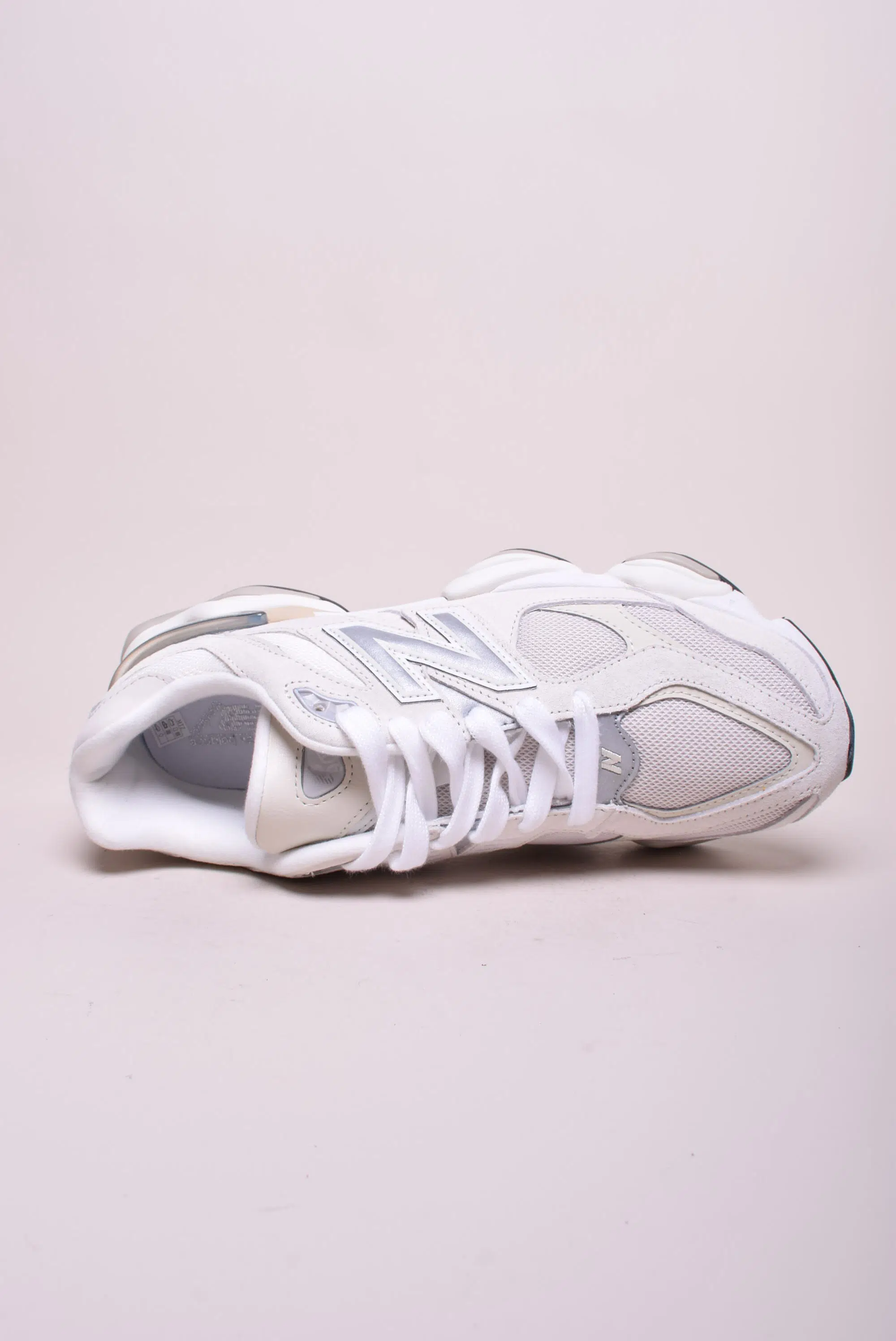 Sneakers barbati 9060 [3]