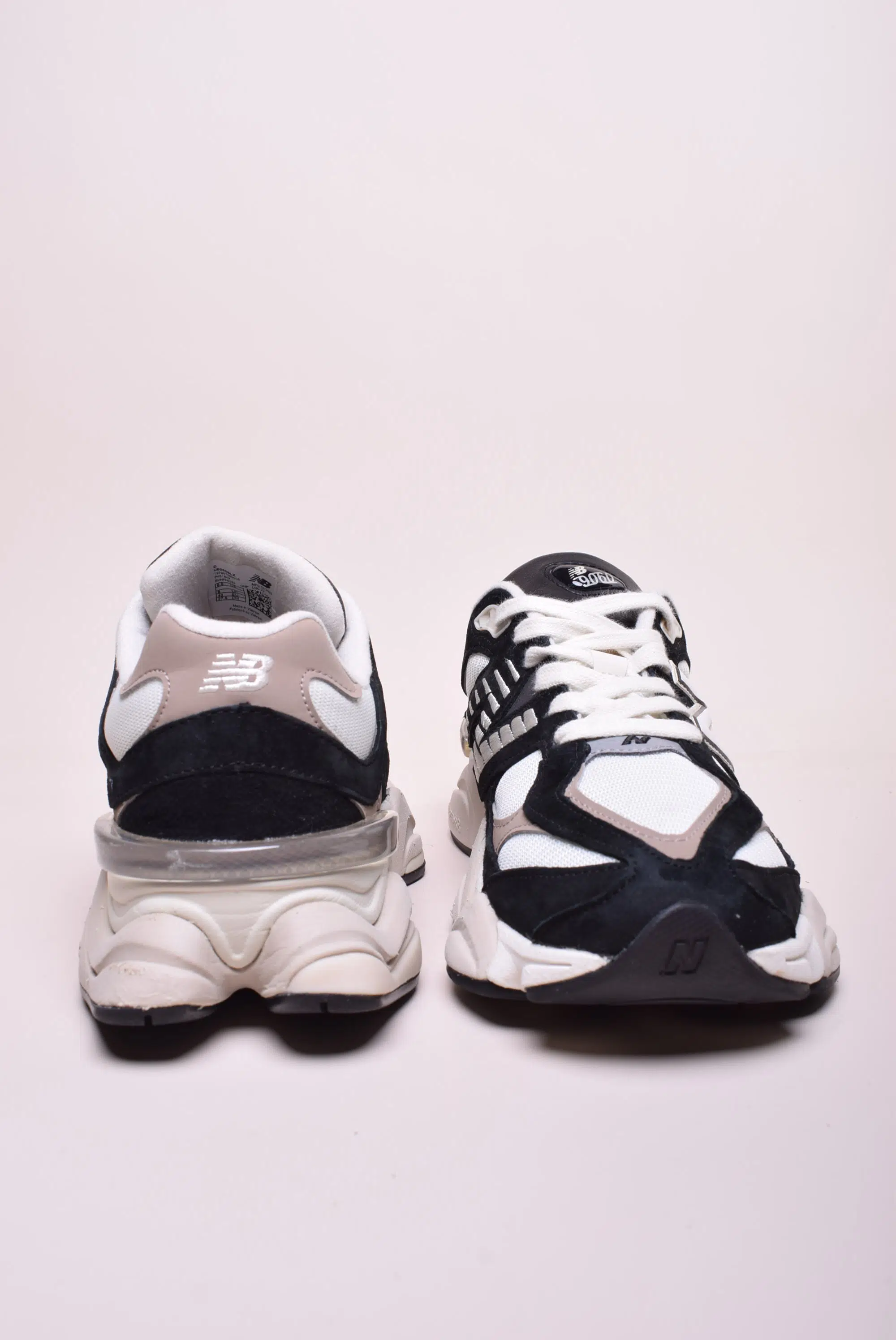 Sneakers barbati 9060 [2]