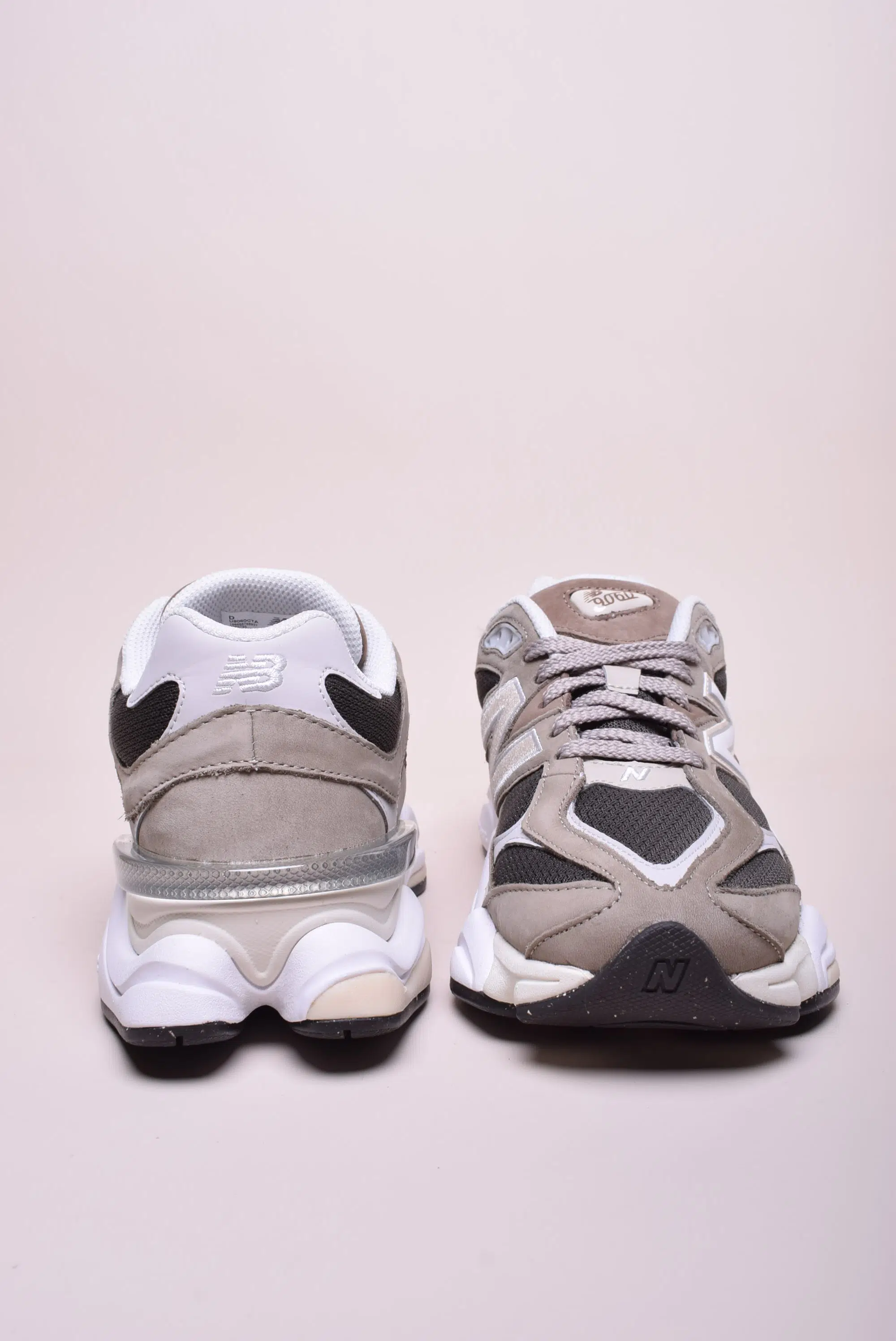 Sneakers barbati 9060 [2]