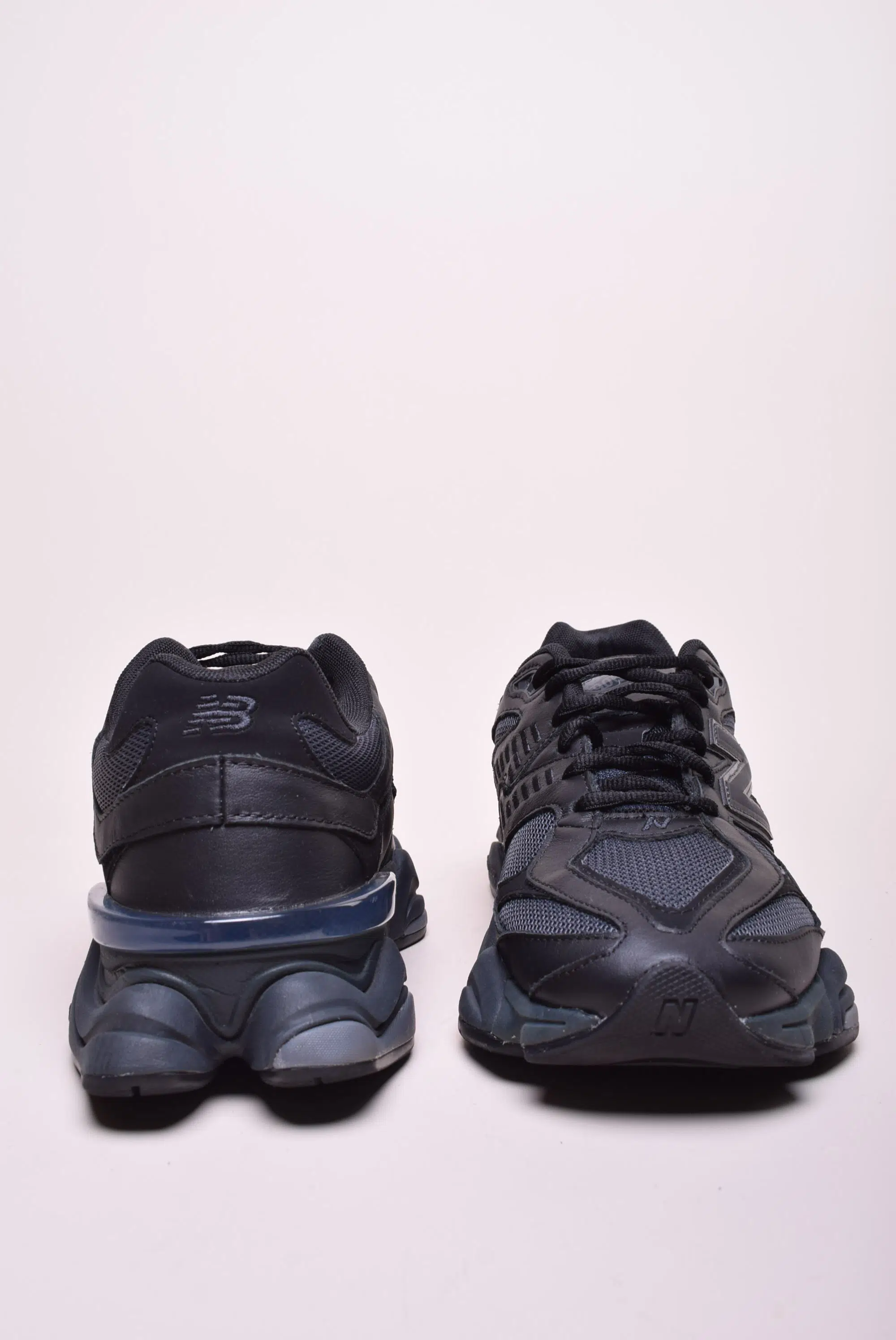 Sneakers barbati 9060 [2]