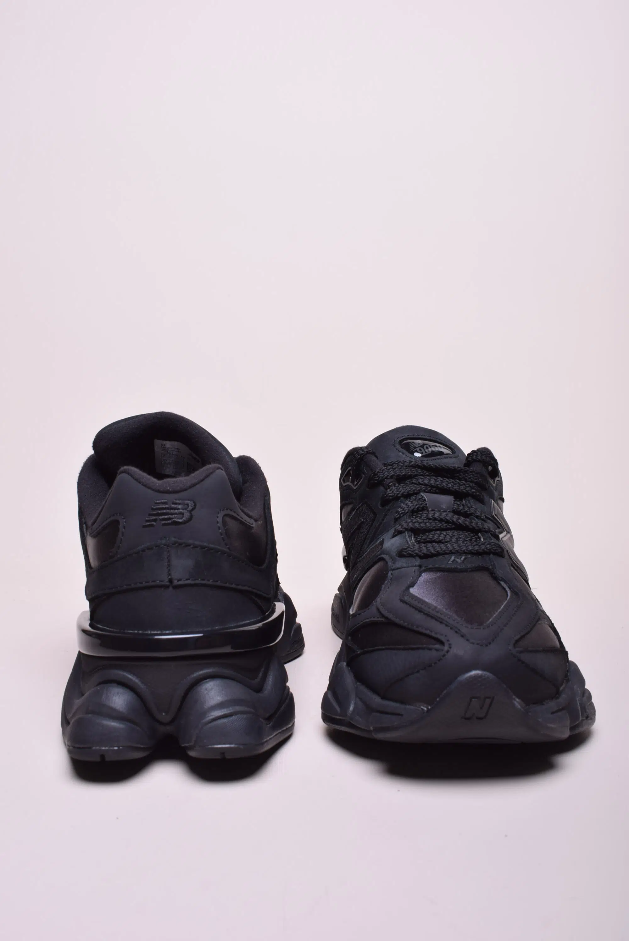 Sneakers barbati 9060 [2]