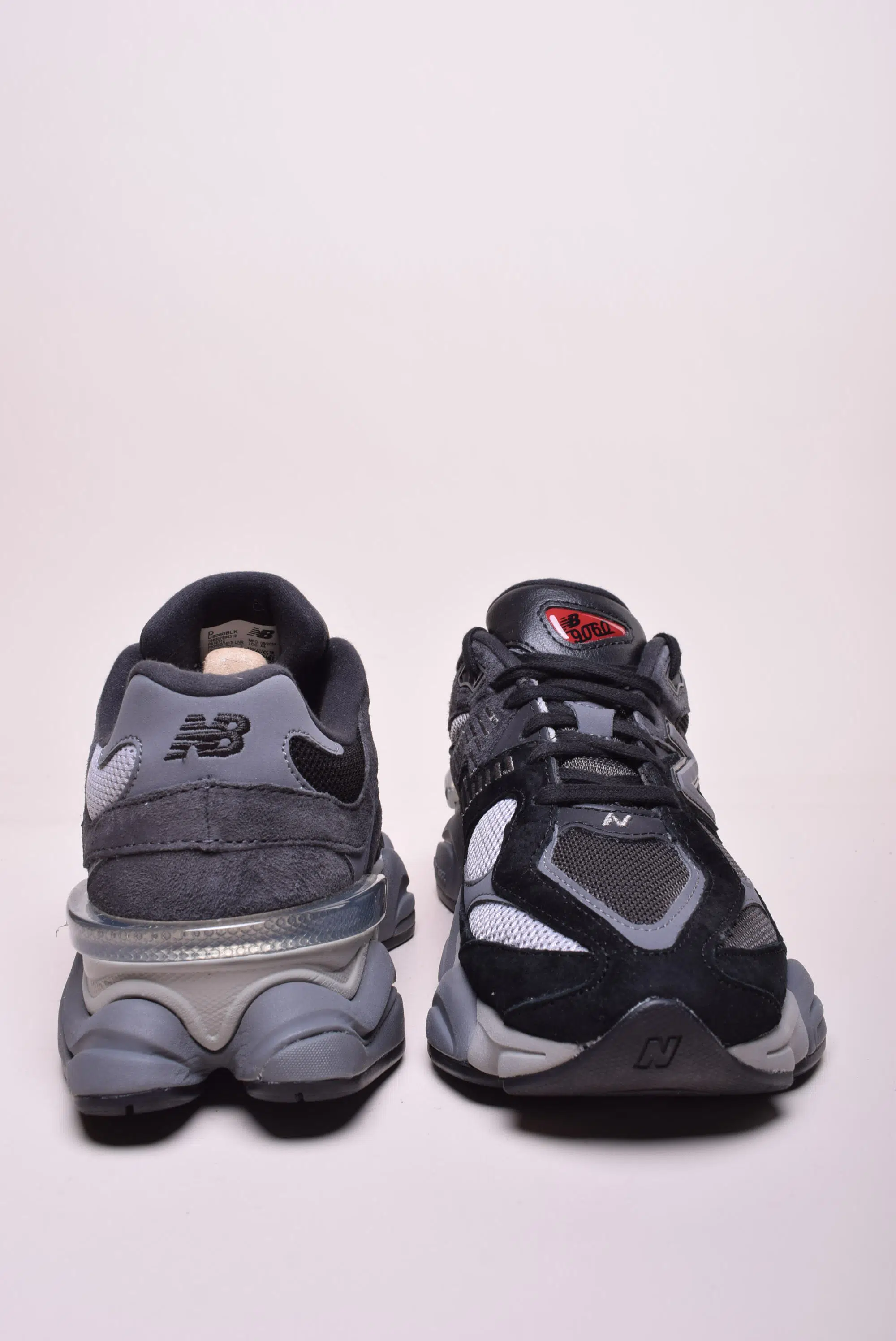 Sneakers barbati 9060 [2]