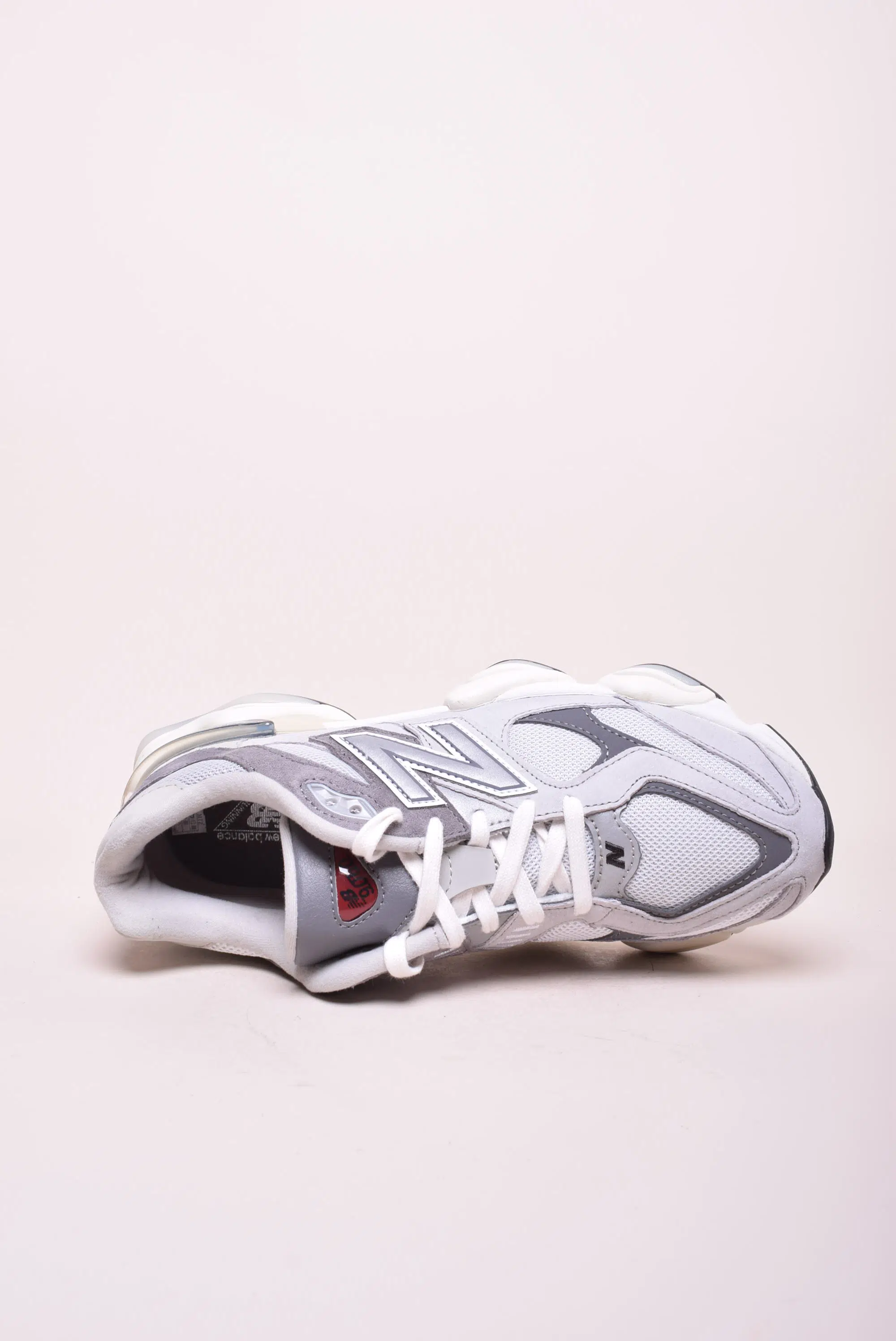 Sneakers barbati 9060 [3]