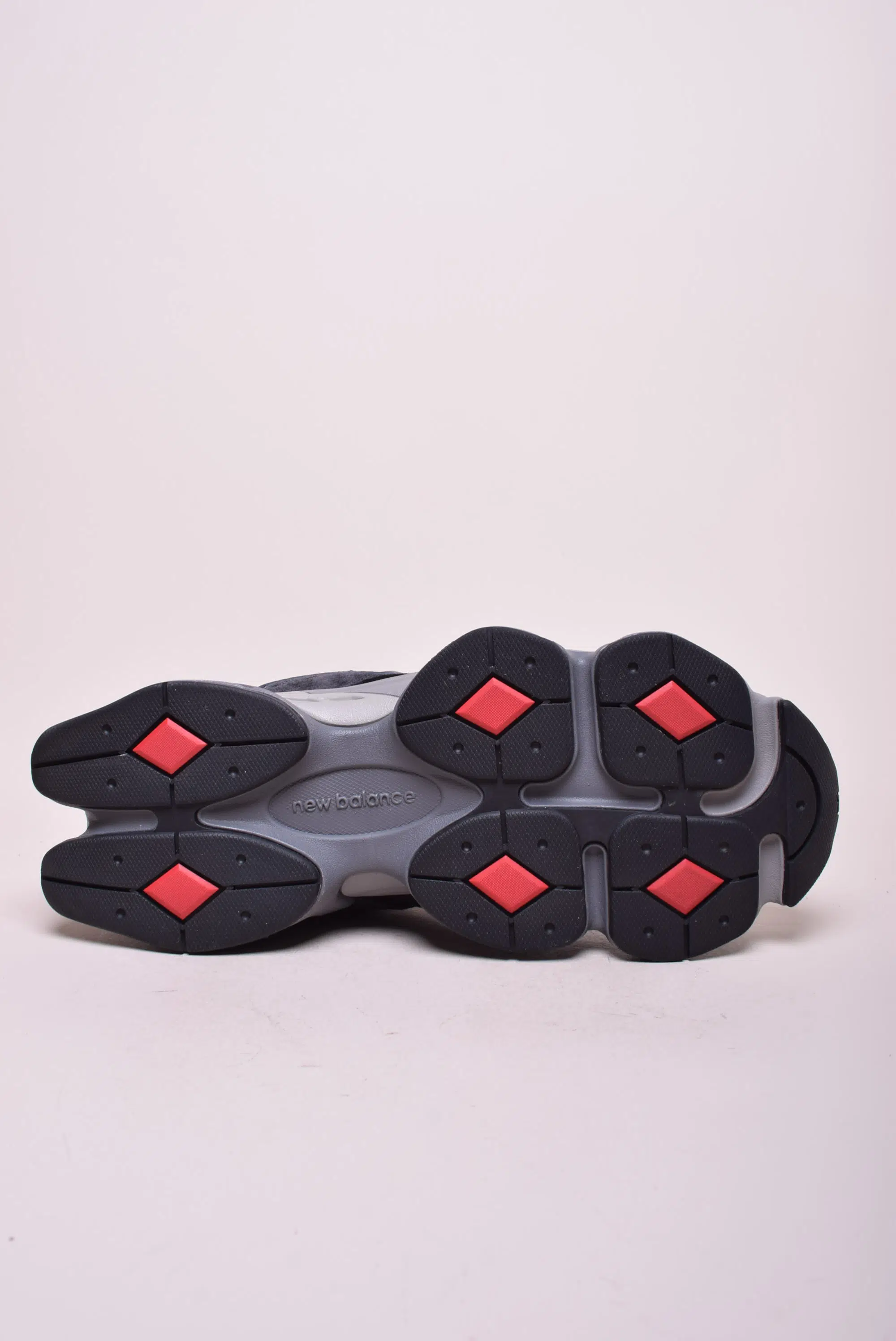 Sneakers barbati 9060 [1]