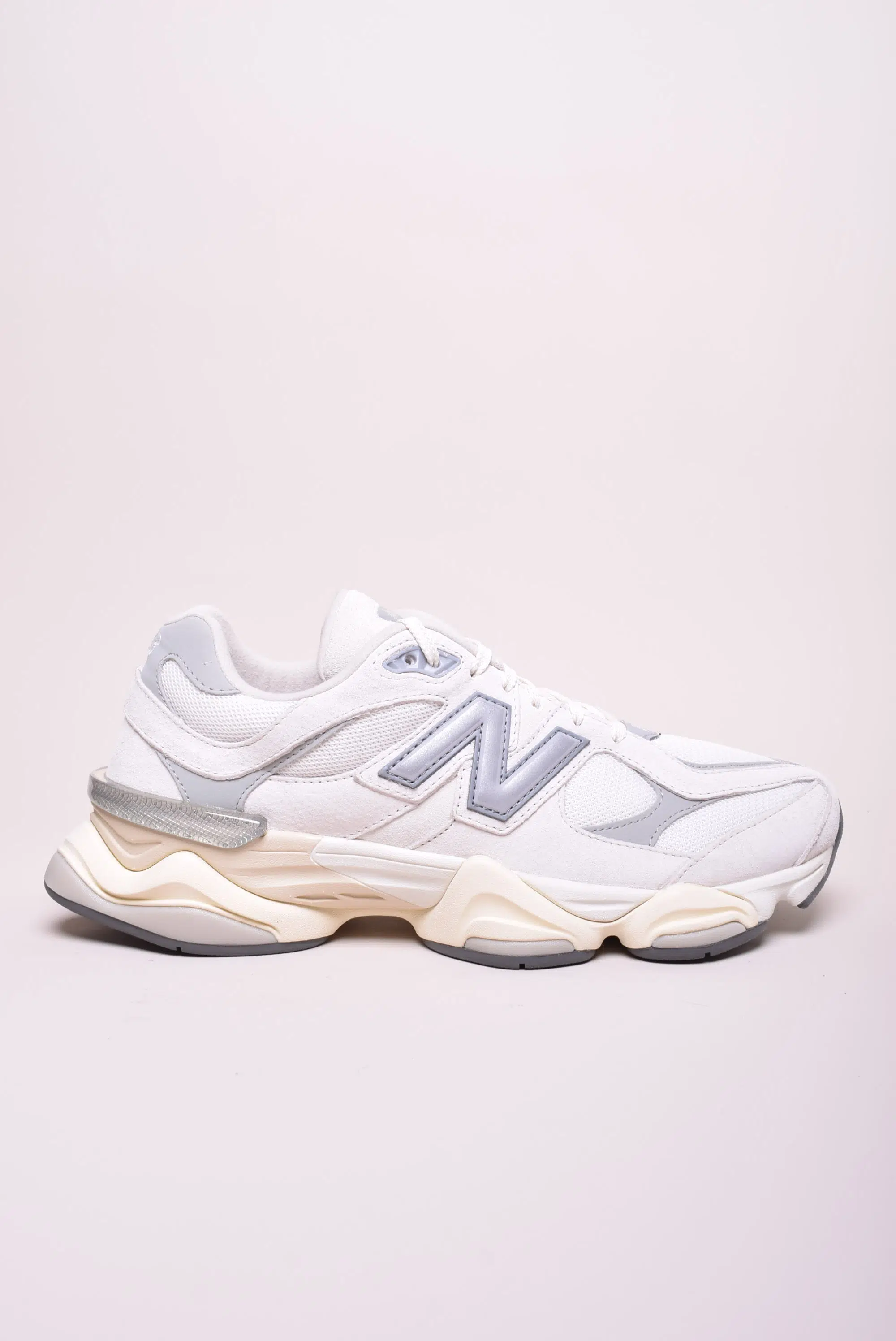 Sneakers barbati 9060 [0]