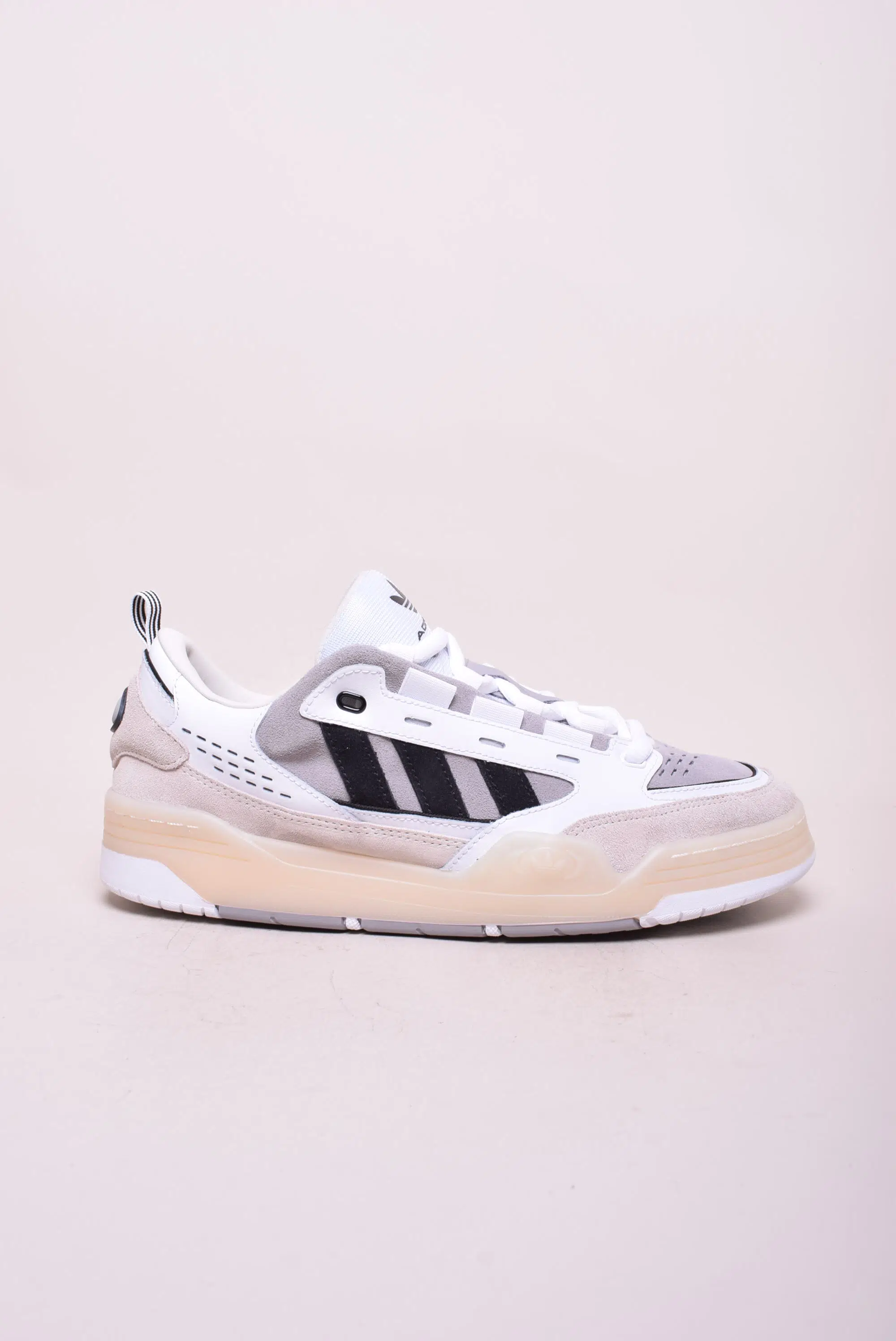 Sneakers barbati Adi2000 [0]