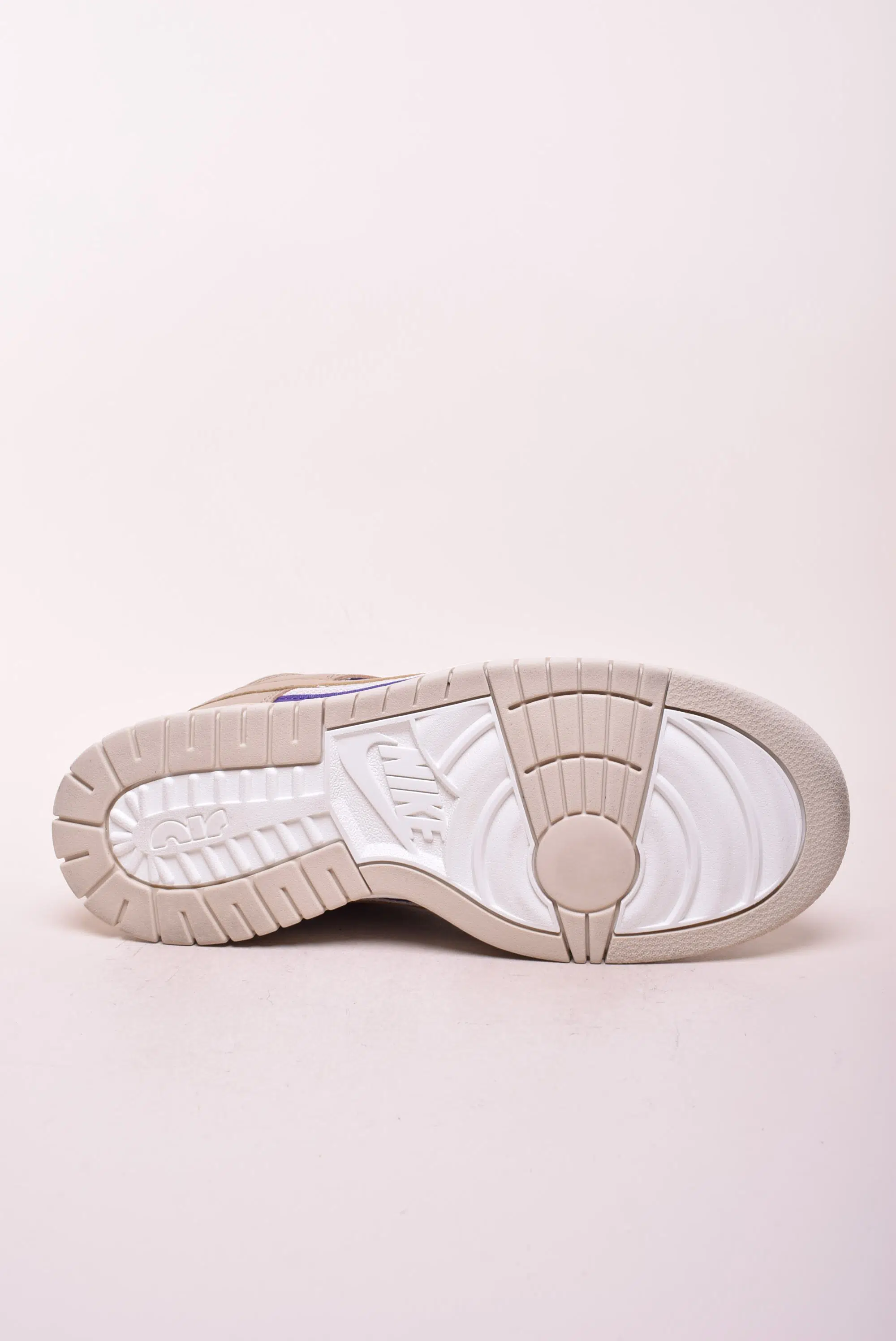 Sneakers barbati Air Dunk Jumbo [1]