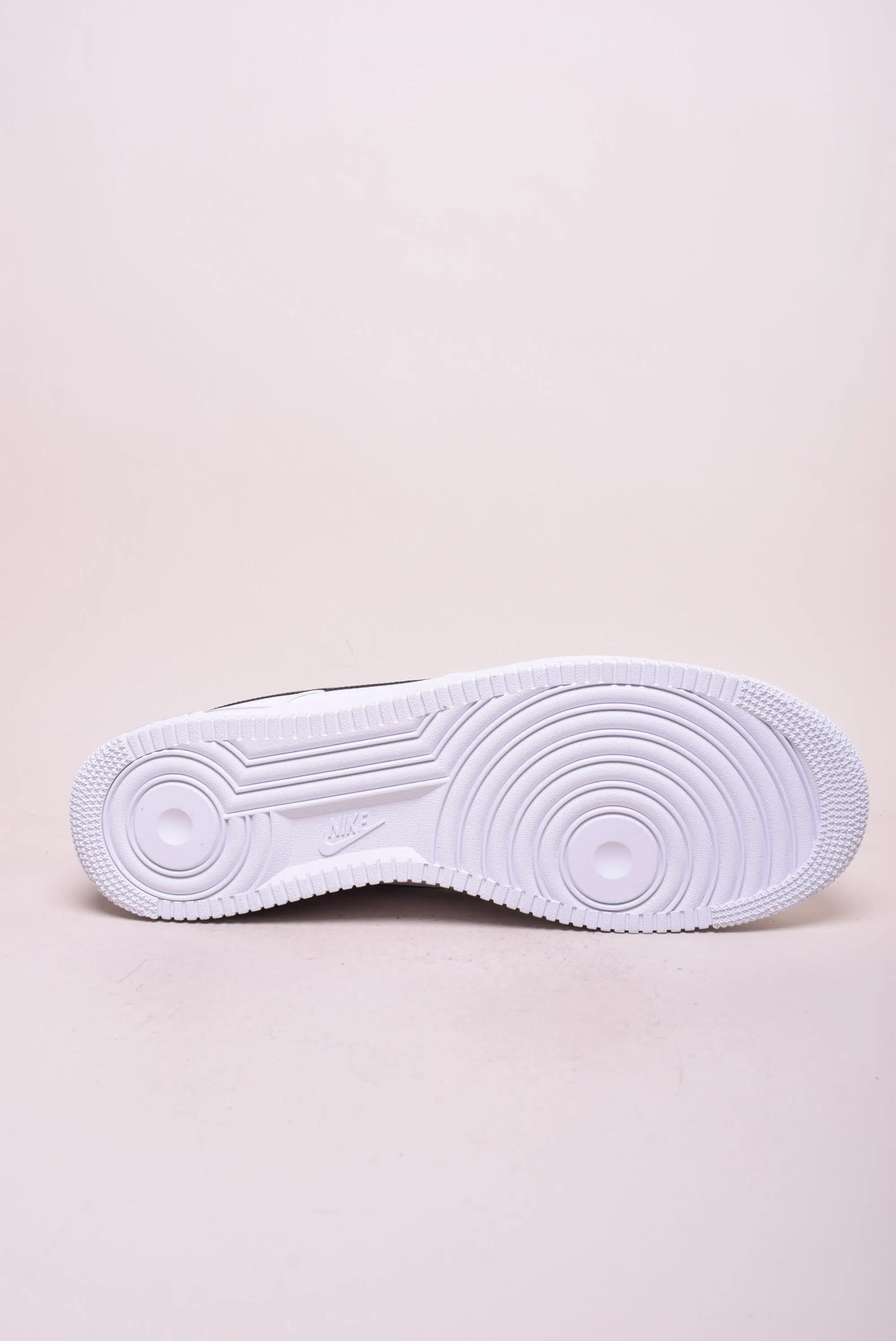 Sneakers barbati Air Force 1 '07 [1]