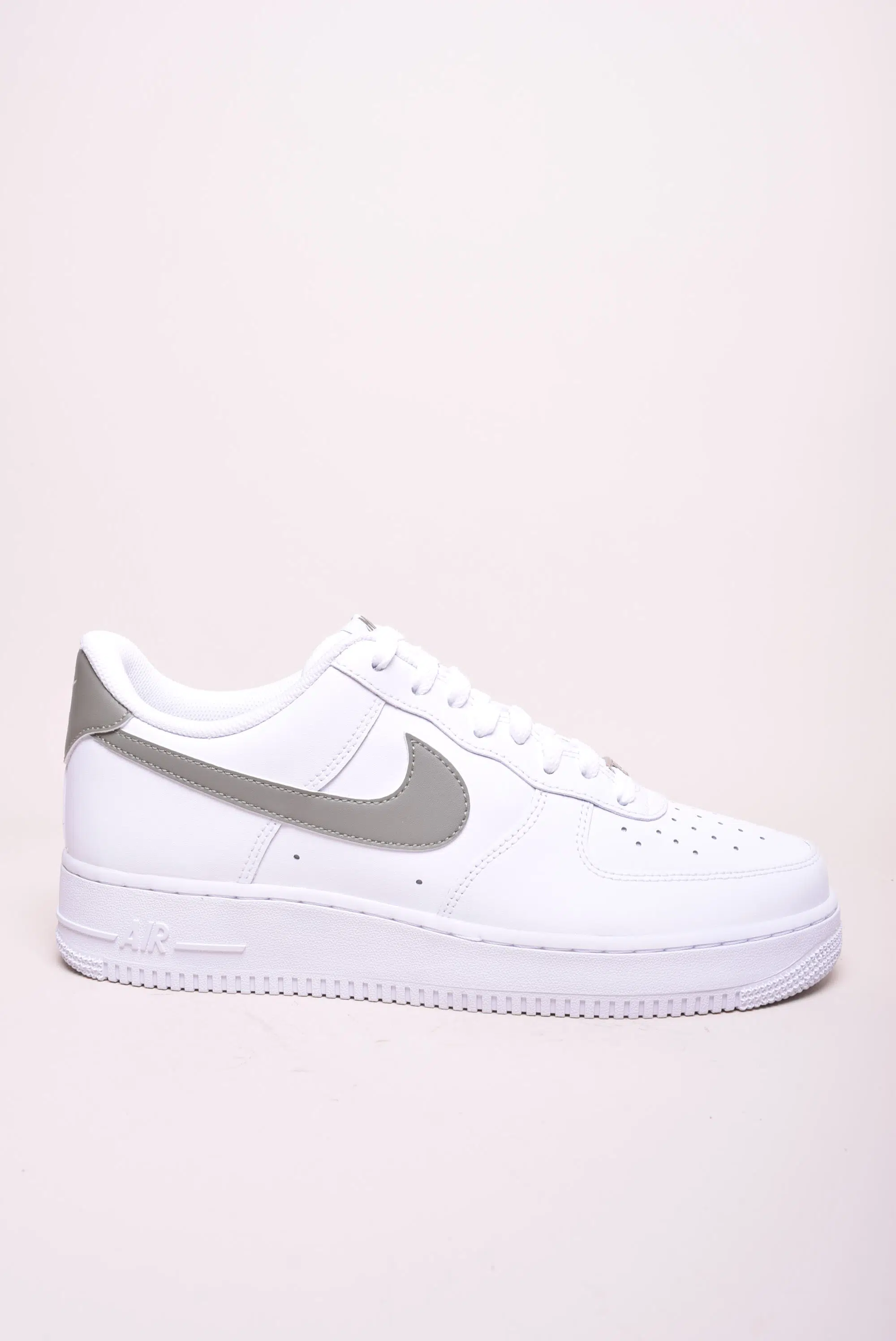 Sneakers barbati Air Force 1 '07 [0]