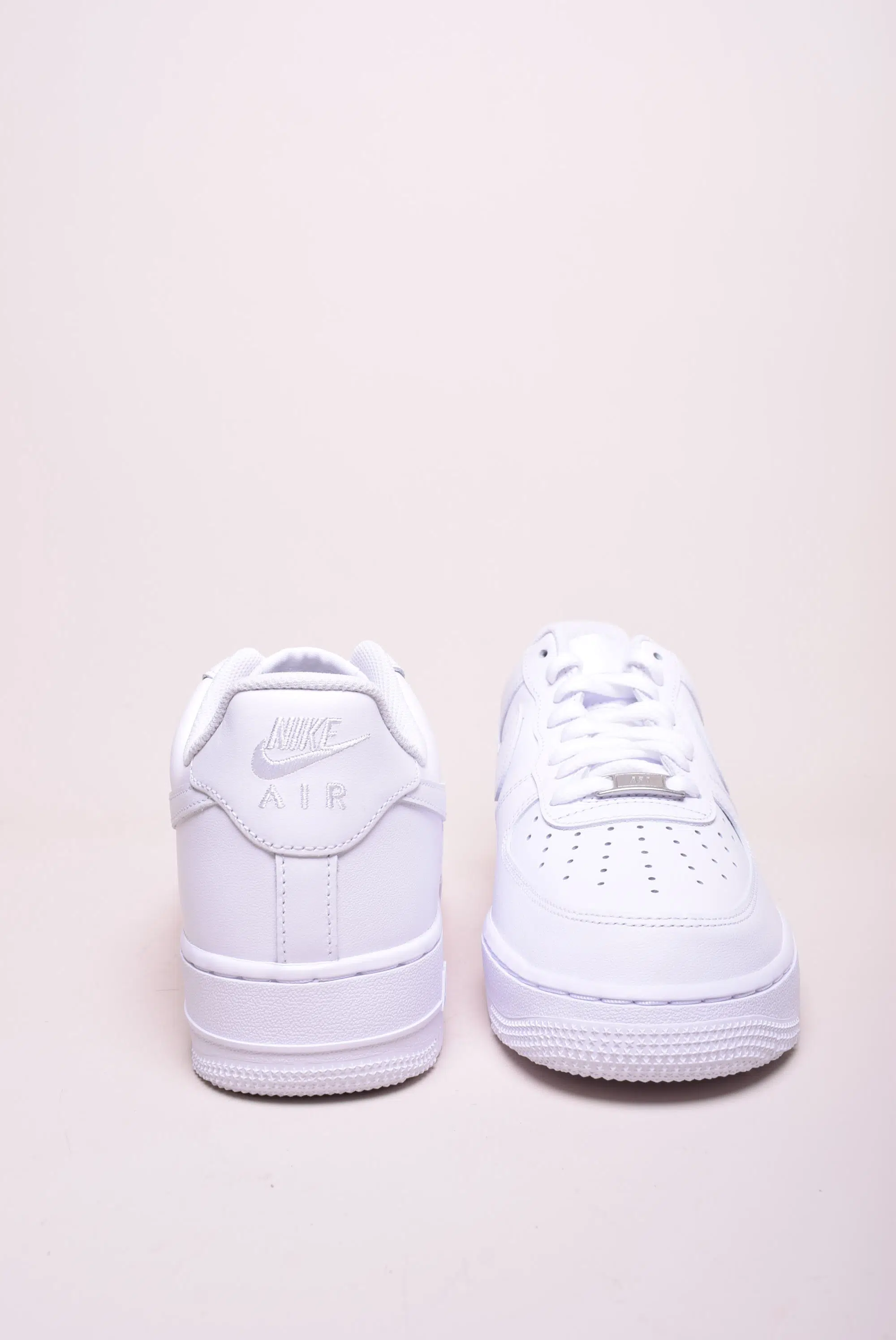 Sneakers barbati Air Force 1 '07 [2]