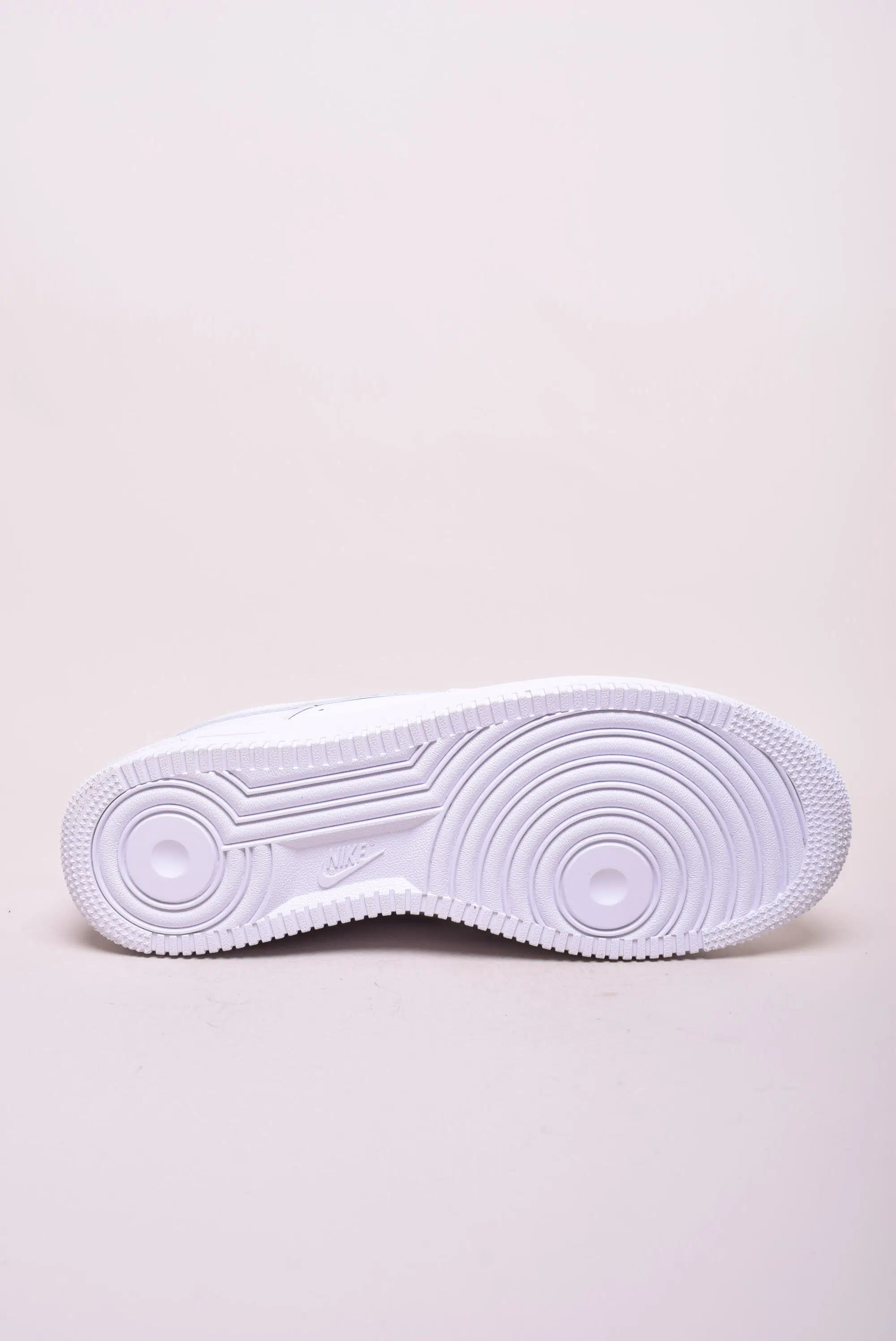 Sneakers barbati Air Force 1 [1]