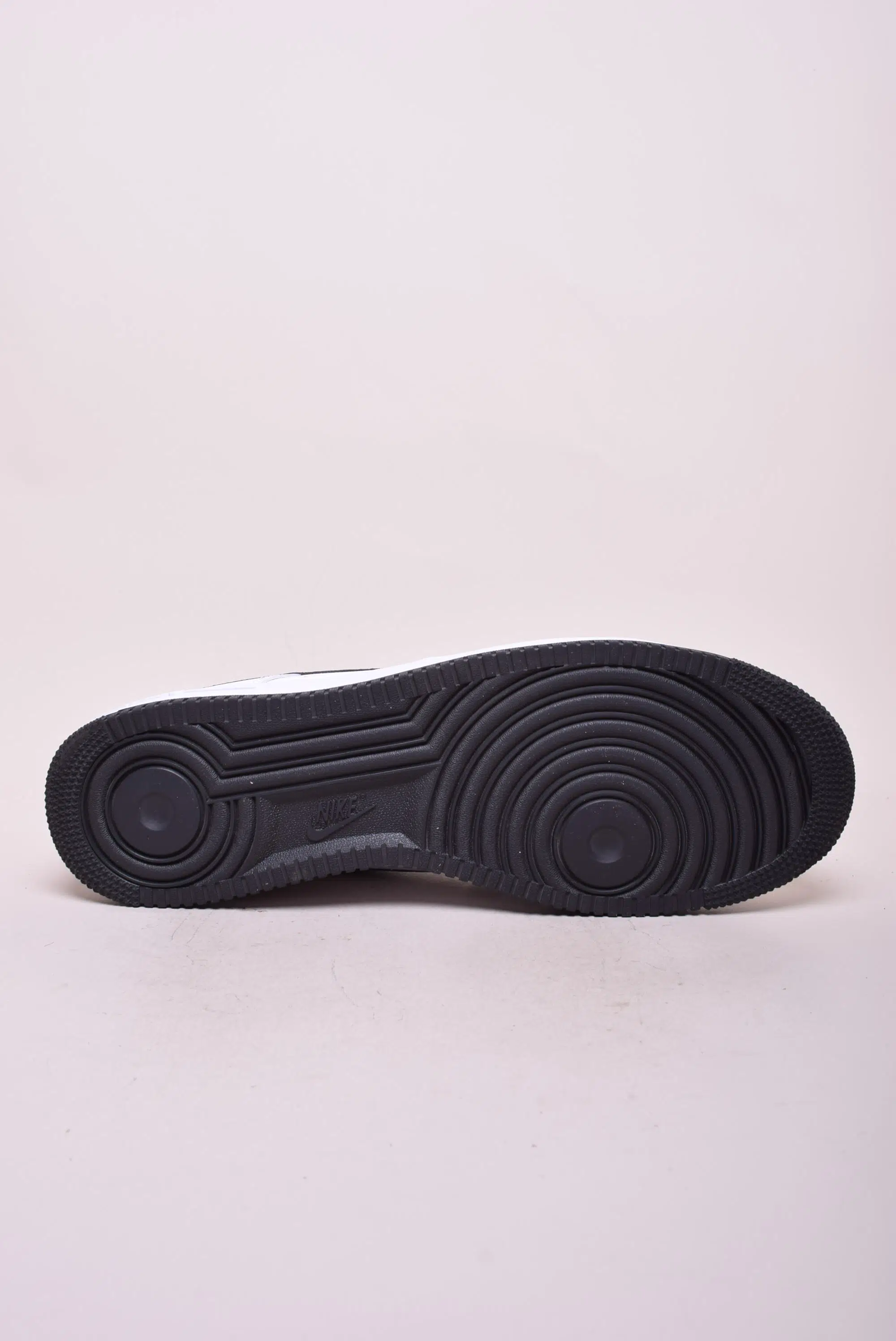 Sneakers barbati Air Force 1 [1]