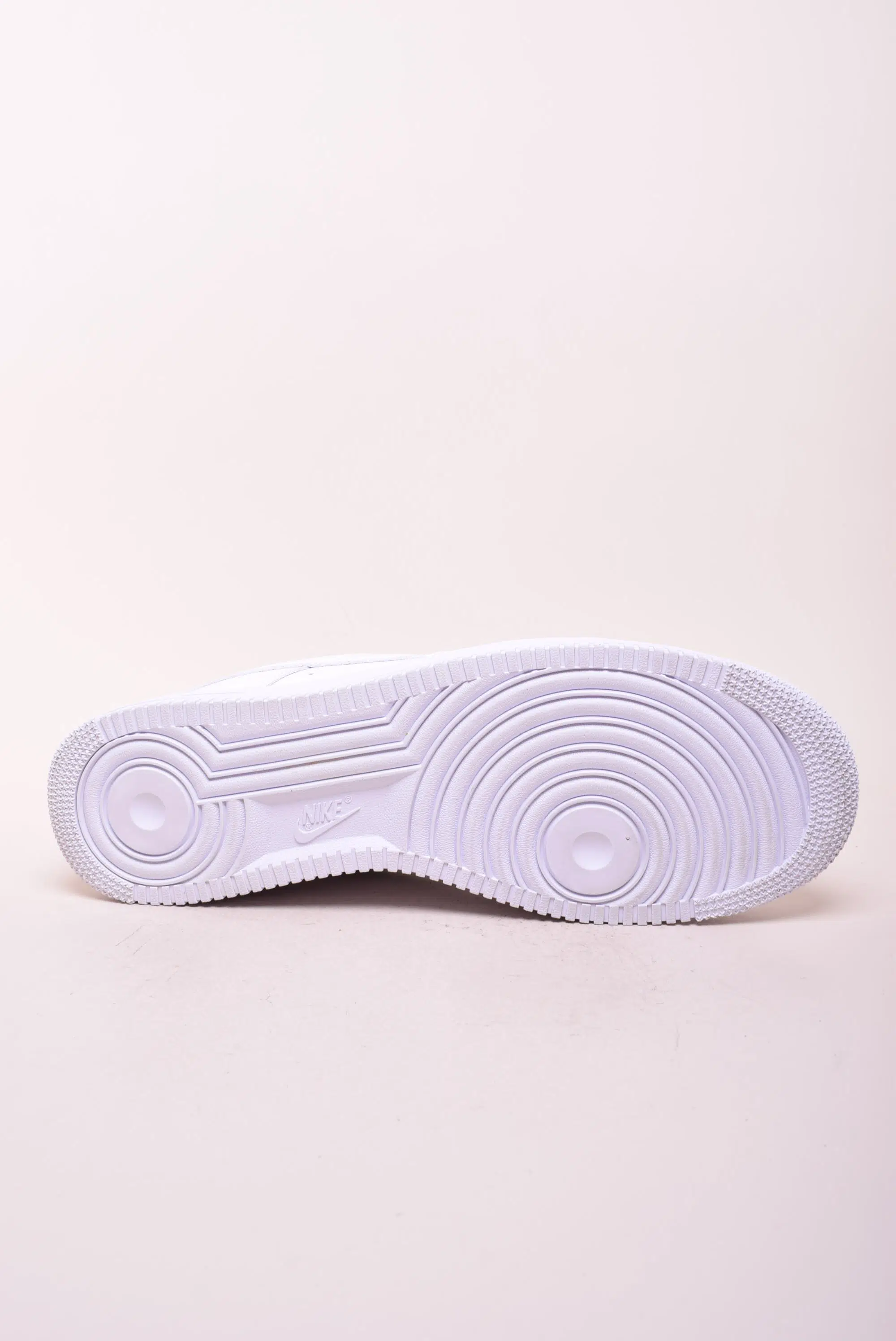 Sneakers barbati Air Force 1 [1]