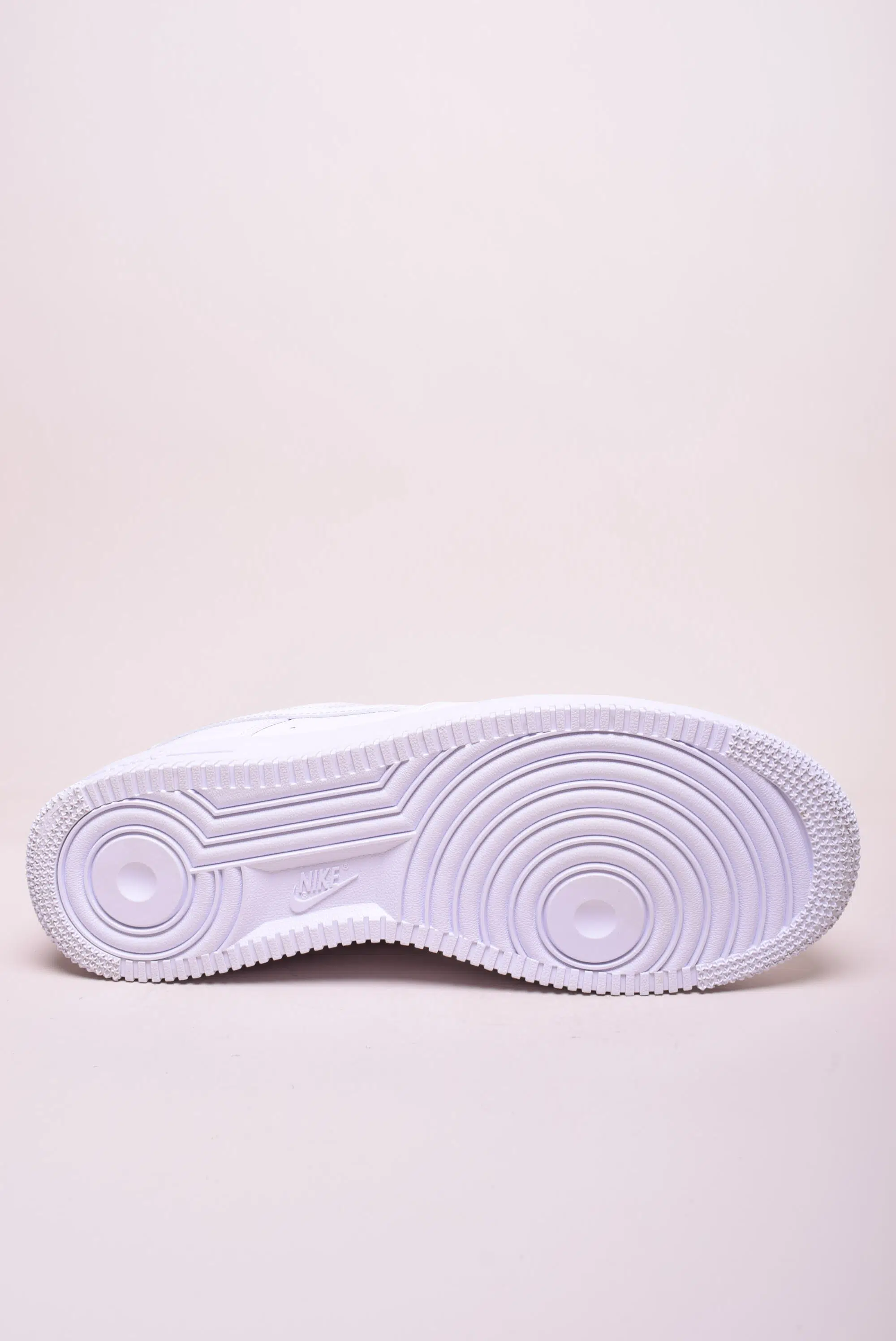 Sneakers barbati Air Force 1 [1]