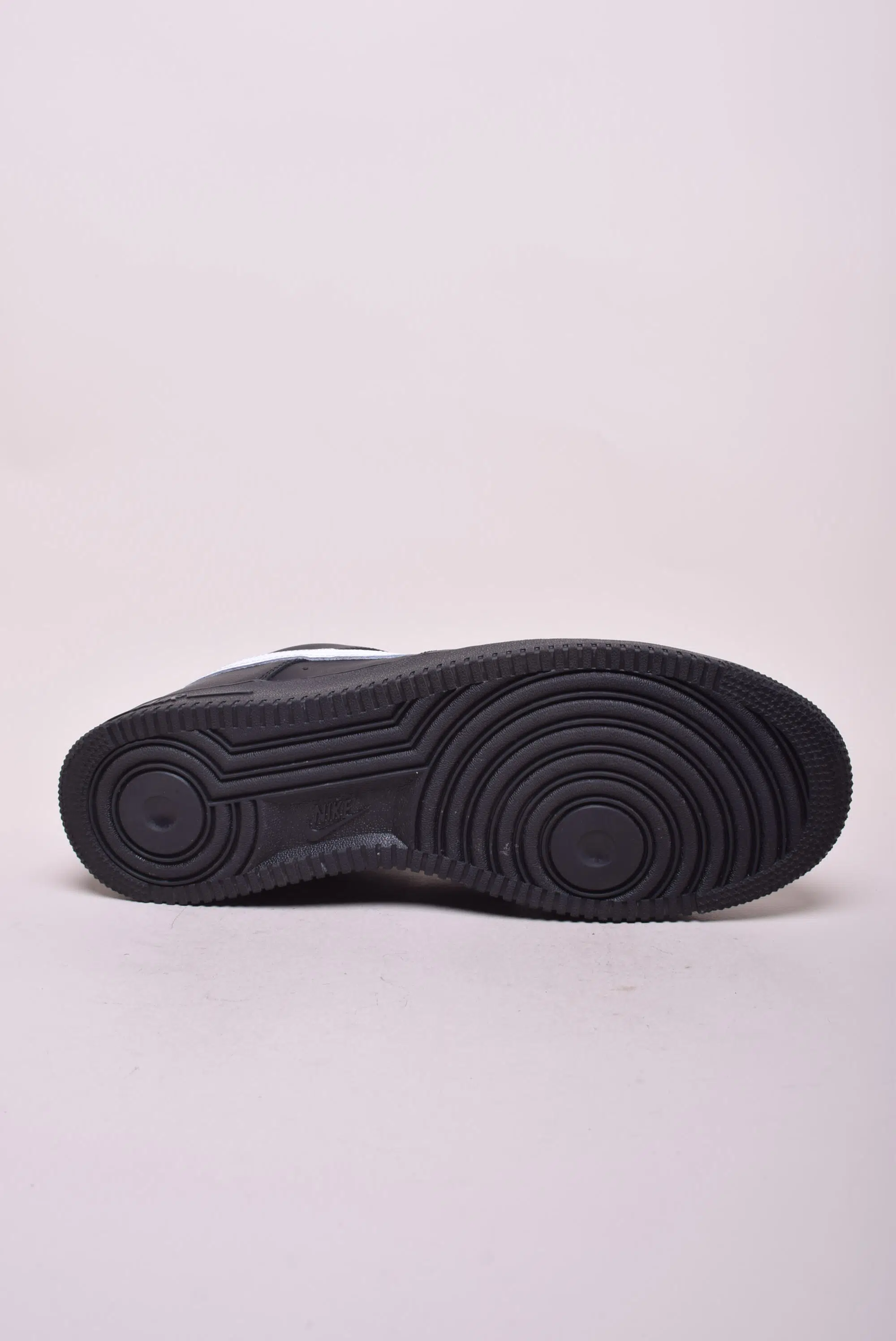 Sneakers barbati Air Force 1 [1]