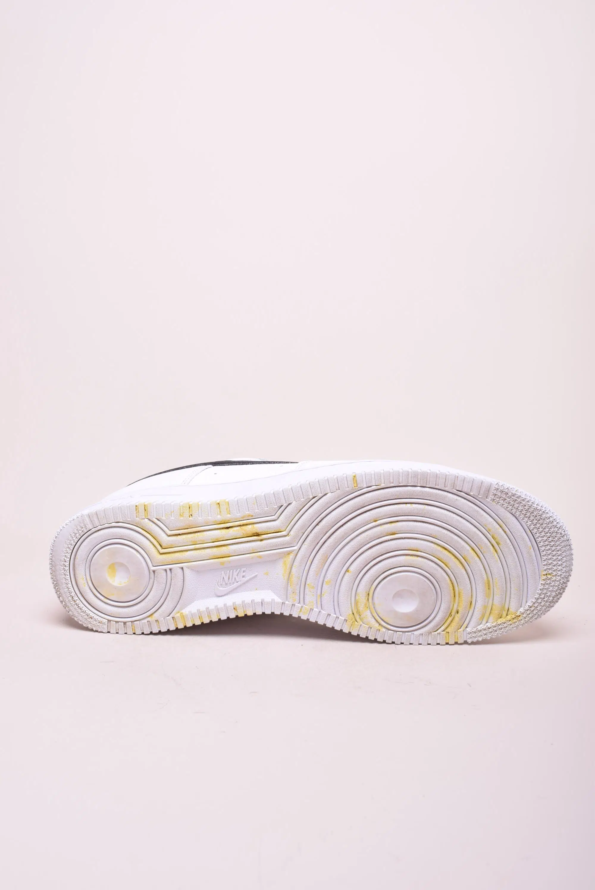 Sneakers barbati Air Force 1 [1]