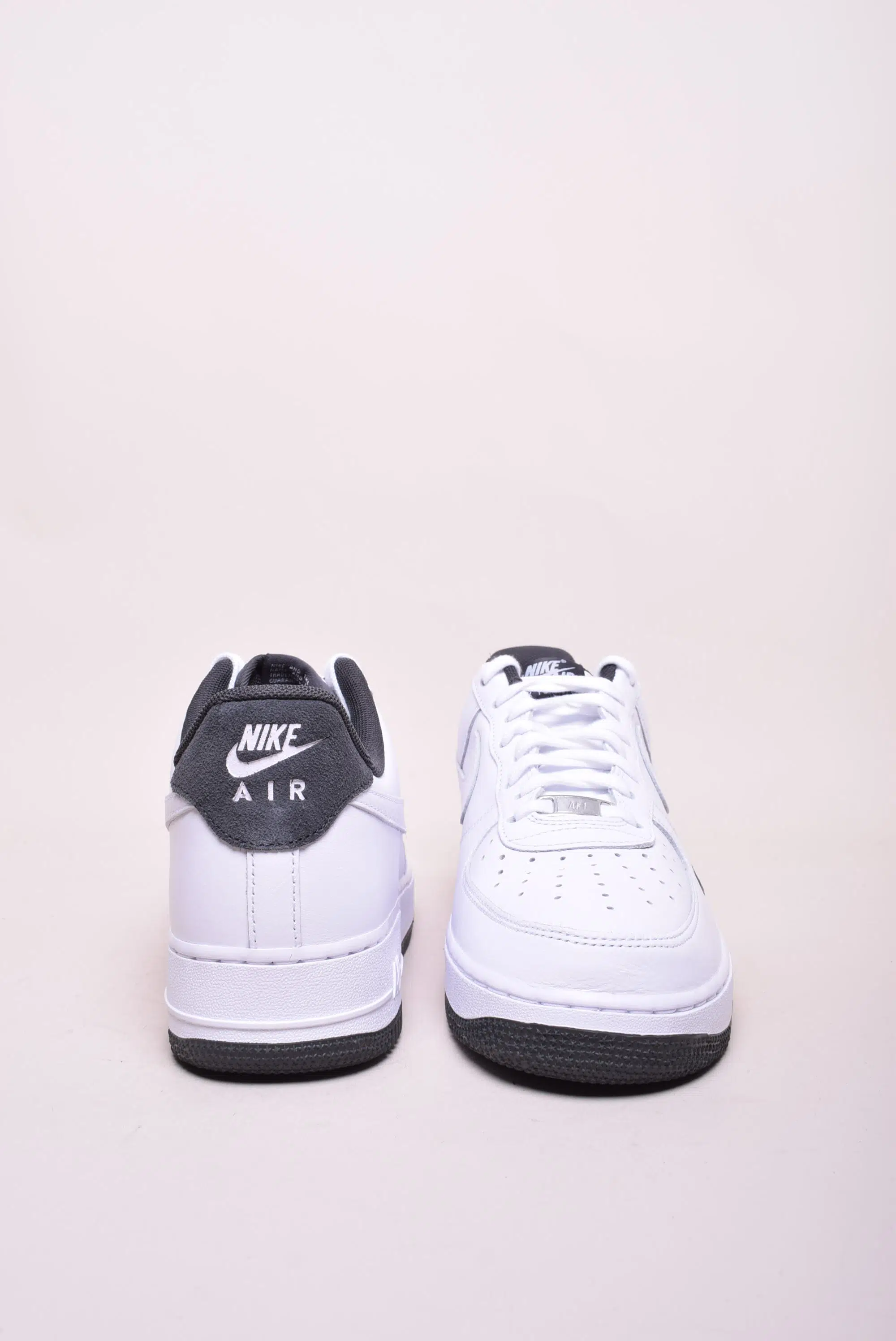 Sneakers barbati Air Force 1 [2]