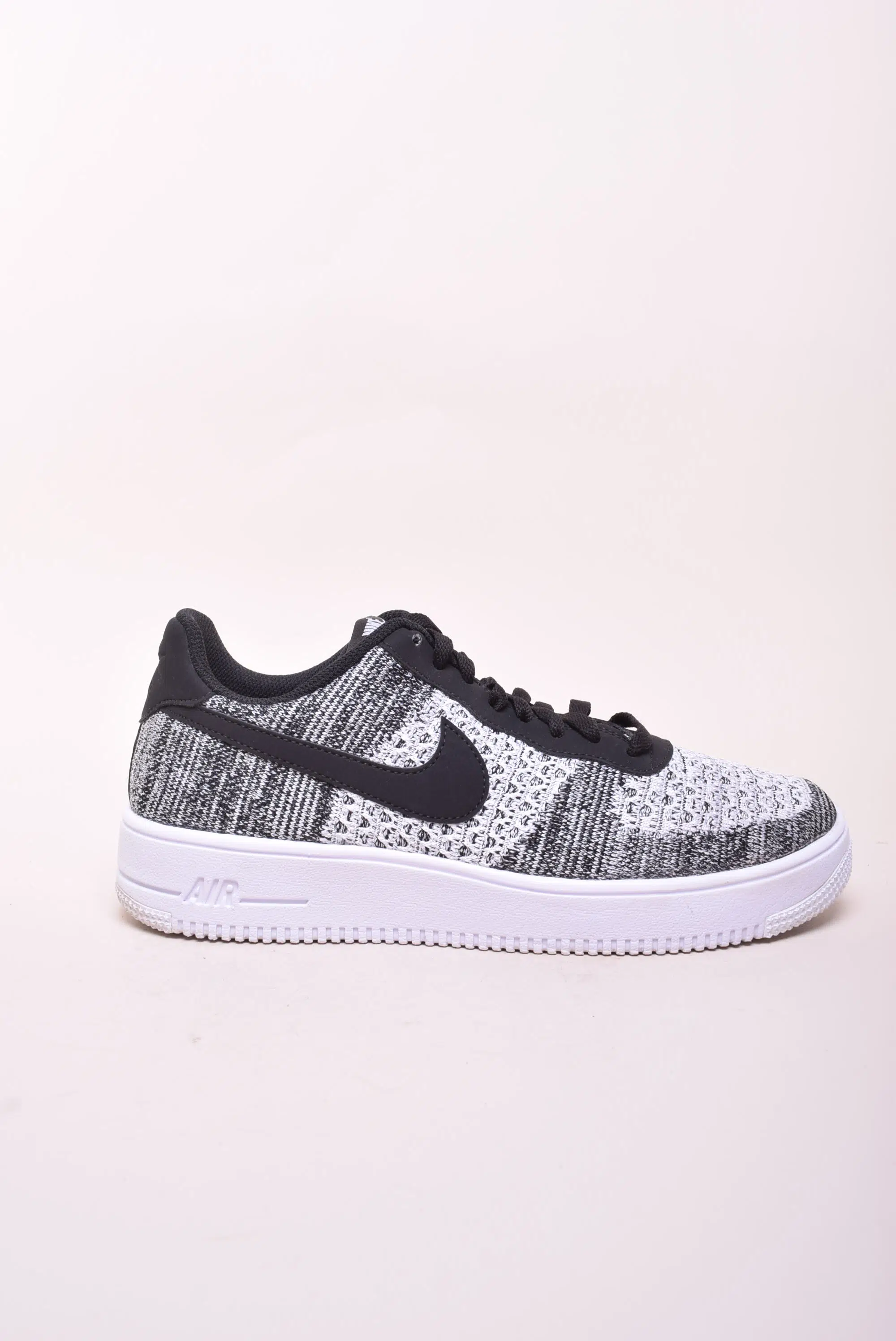 Sneakers barbati Air Force 1 Flyknit 2.0 [0]