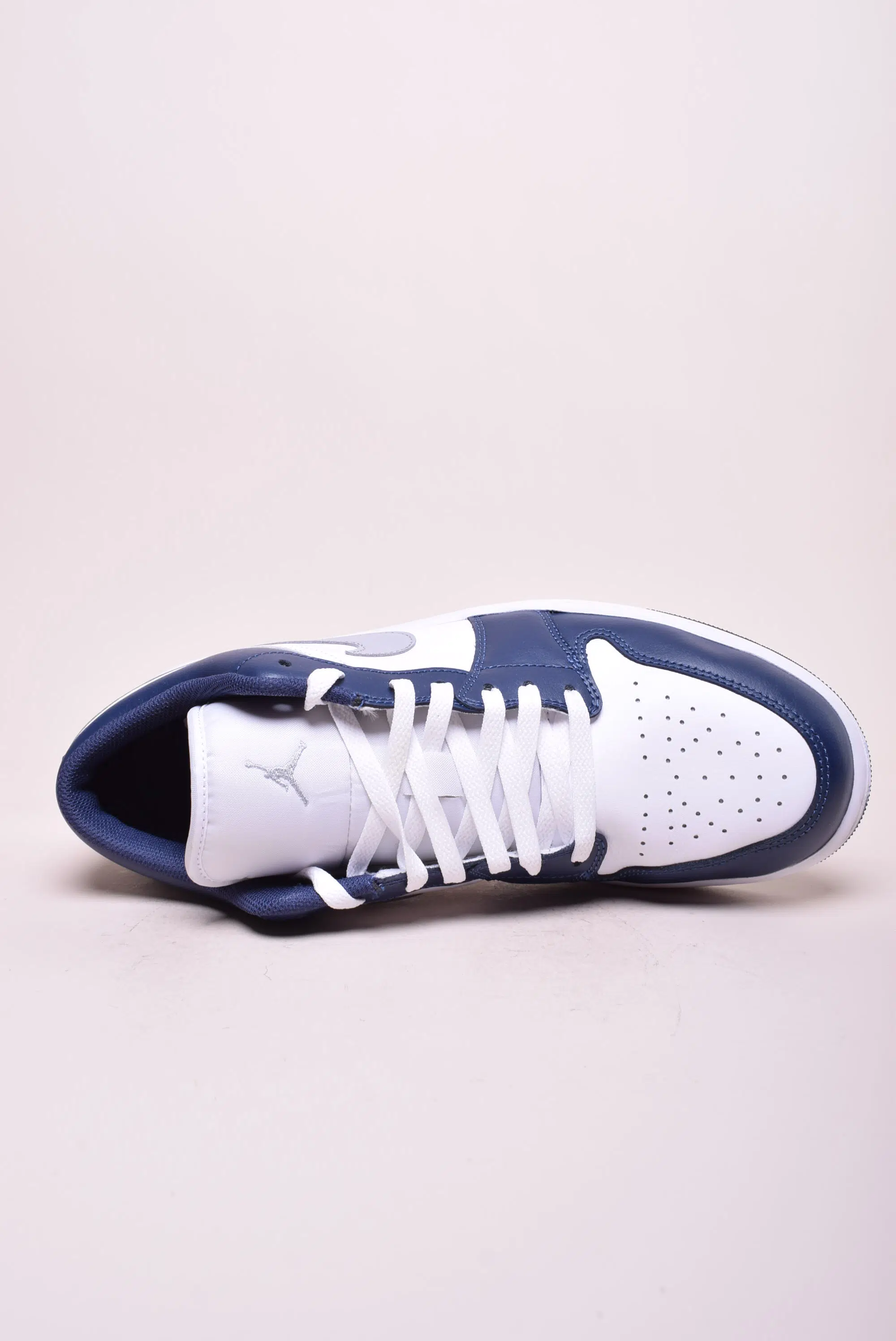 Sneakers barbati Air Jordan 1 Low [3]