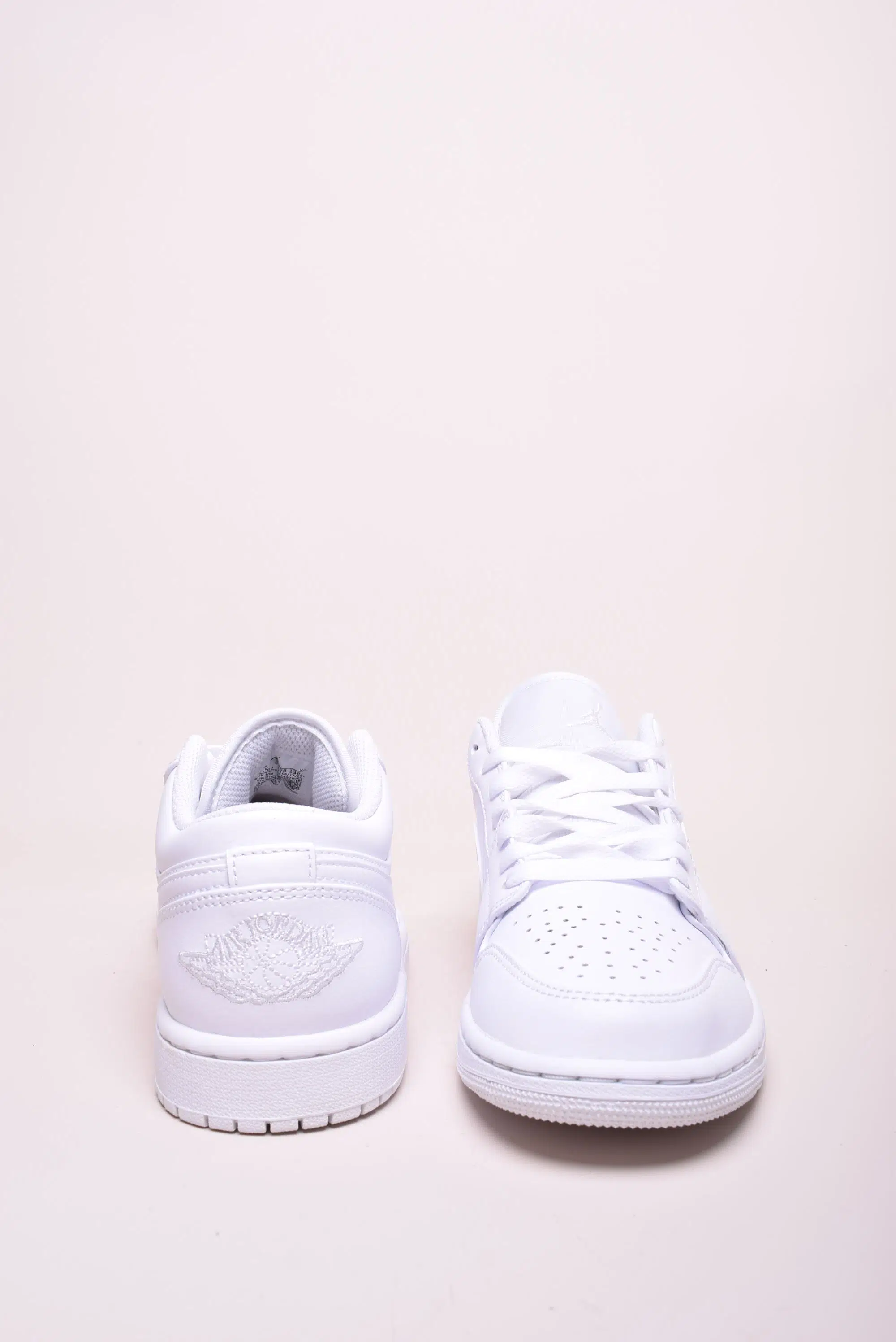 Sneakers barbati Air Jordan 1 Low [2]