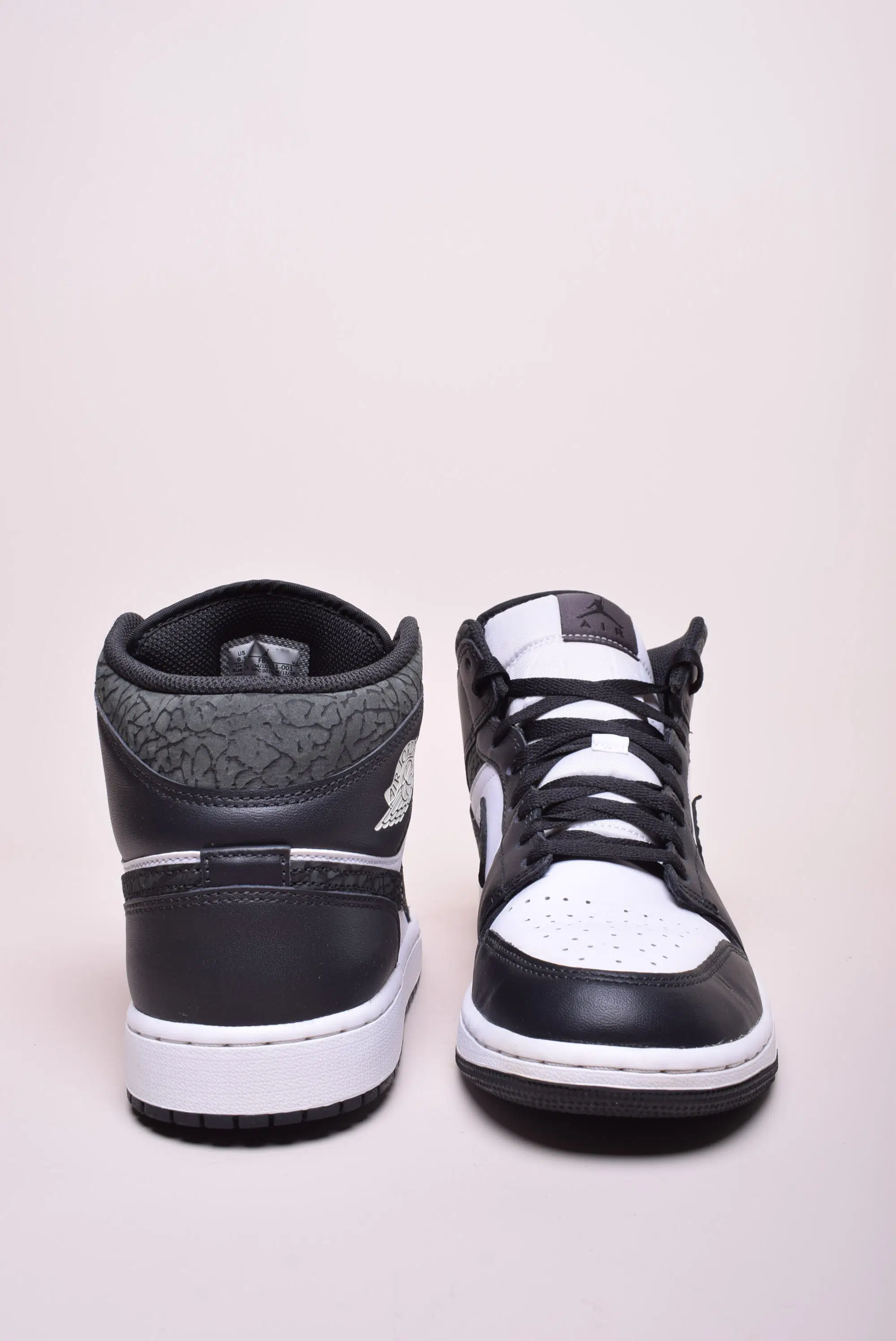 Sneakers barbati Air Jordan 1 Mid [2]
