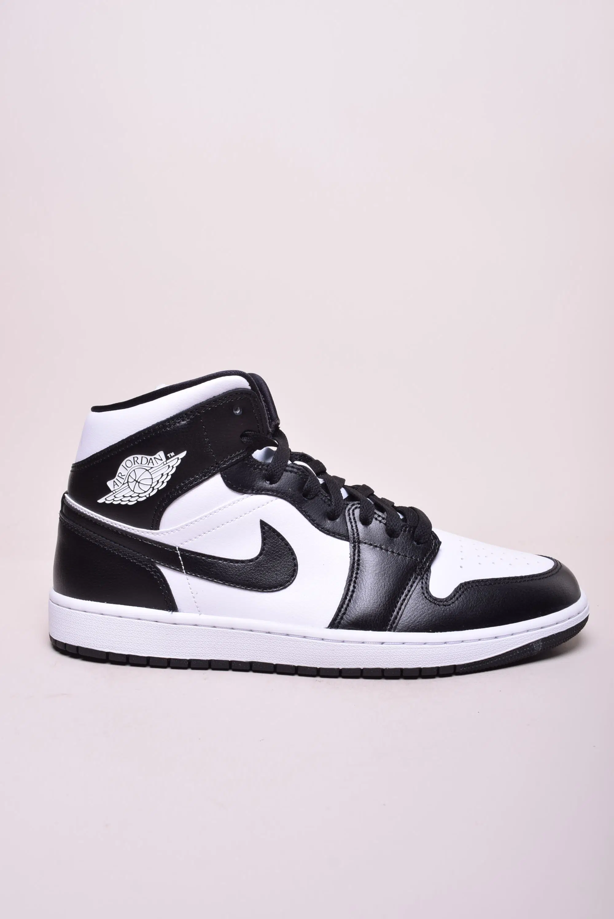 Pantofi sport și teniși bărbați - Sneakers barbati Air Jordan 1 Mid