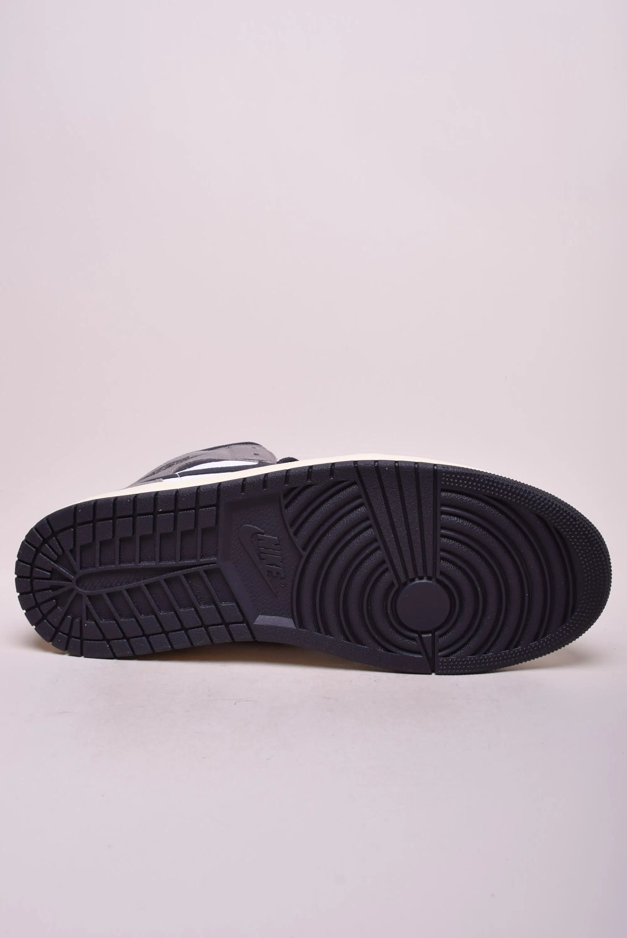 Sneakers barbati Air Jordan 1 Mid SE "Cave Stone" [1]