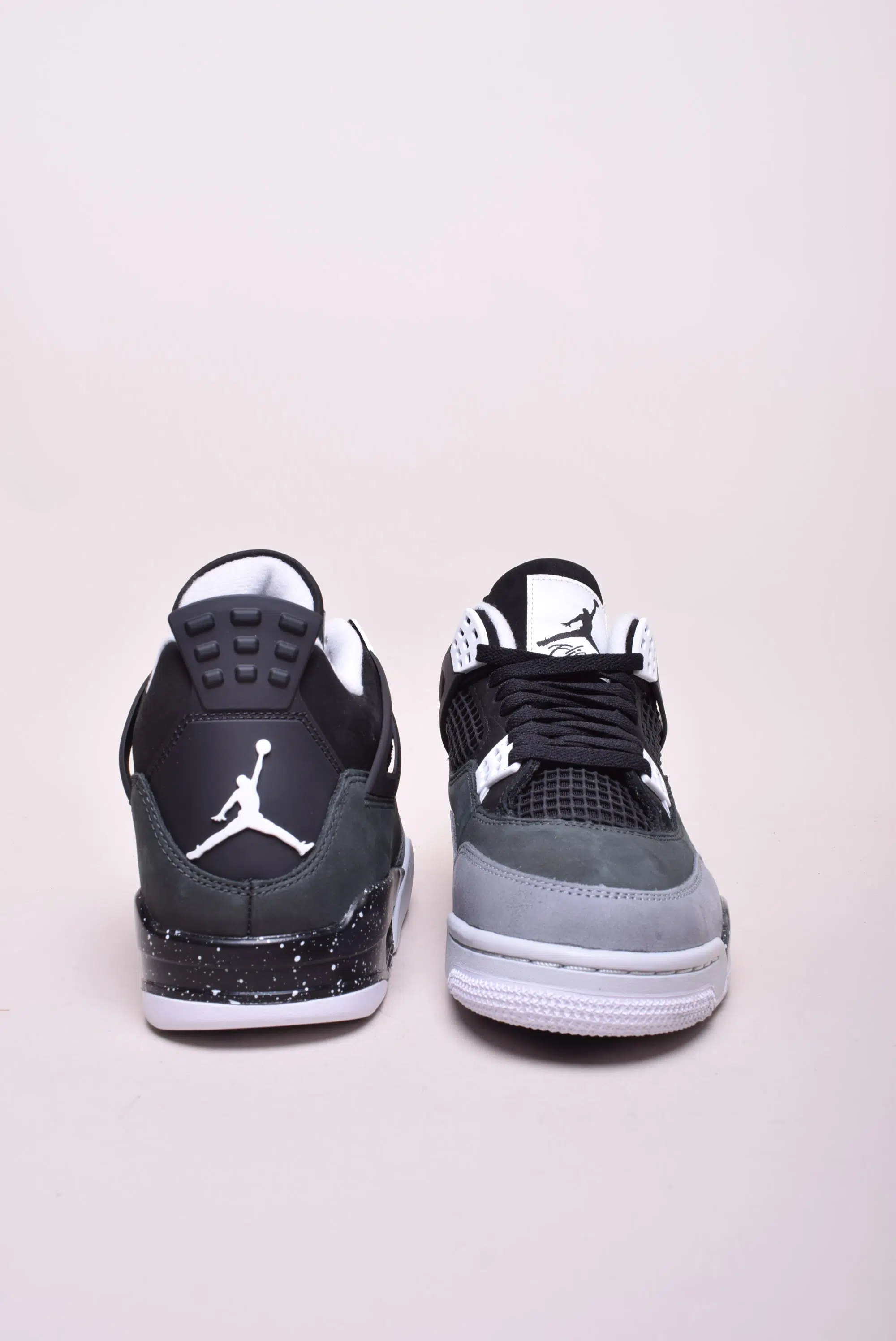 Sneakers barbati Air Jordan 4 Retro "Fear 2024" [2]