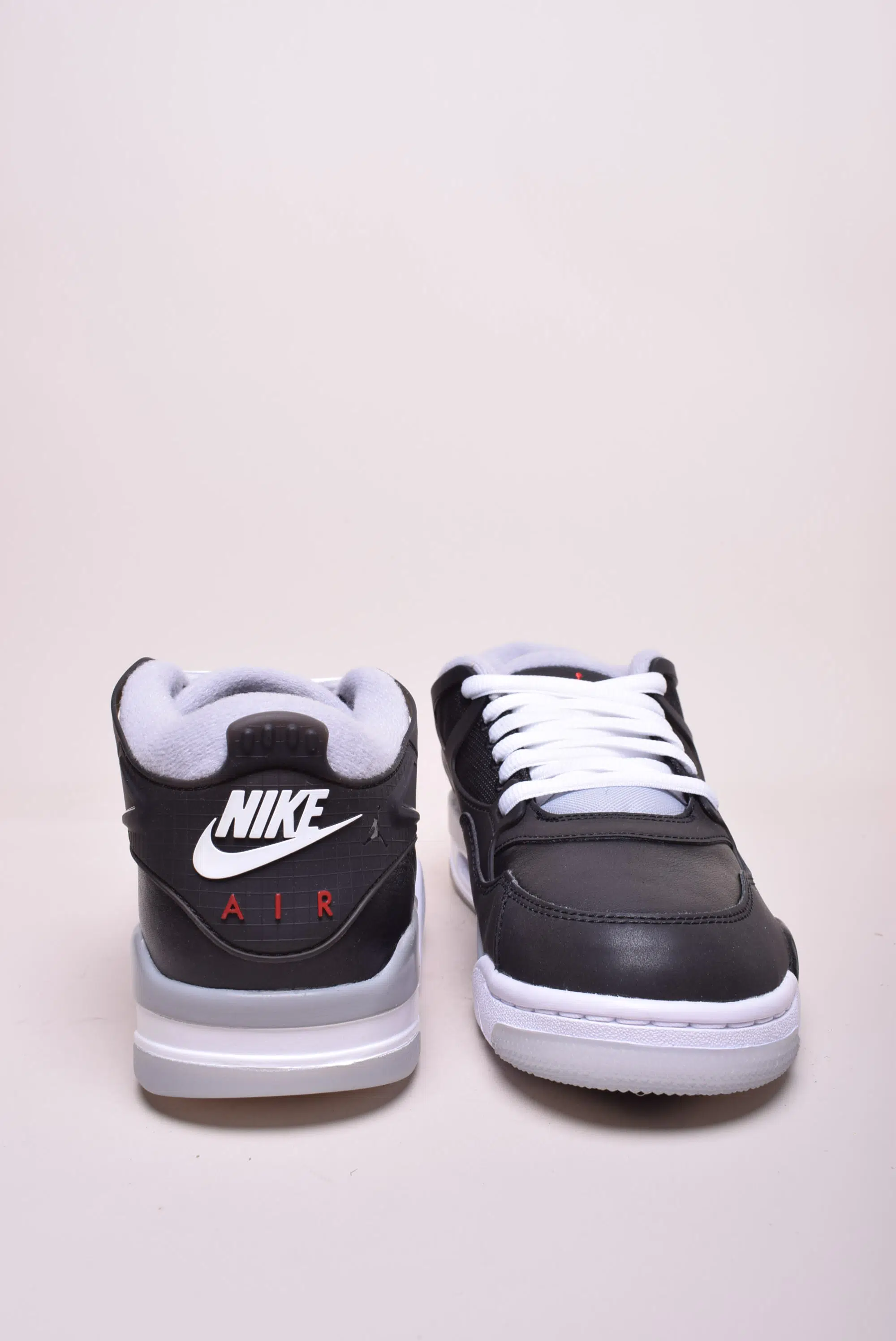 Sneakers barbati Air Jordan 4 RM PRM [2]