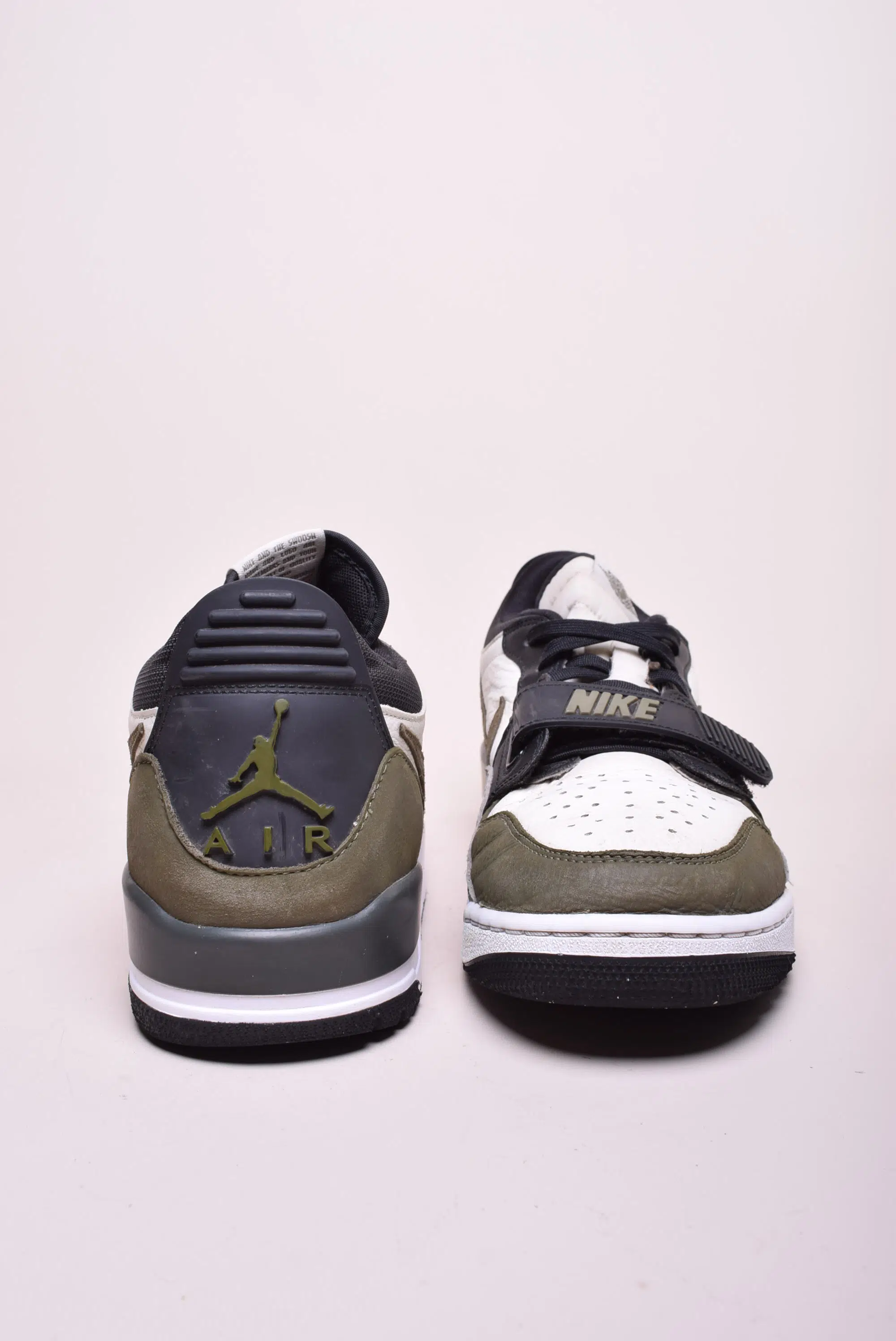Sneakers barbati Air Jordan Legacy 312 Low [2]