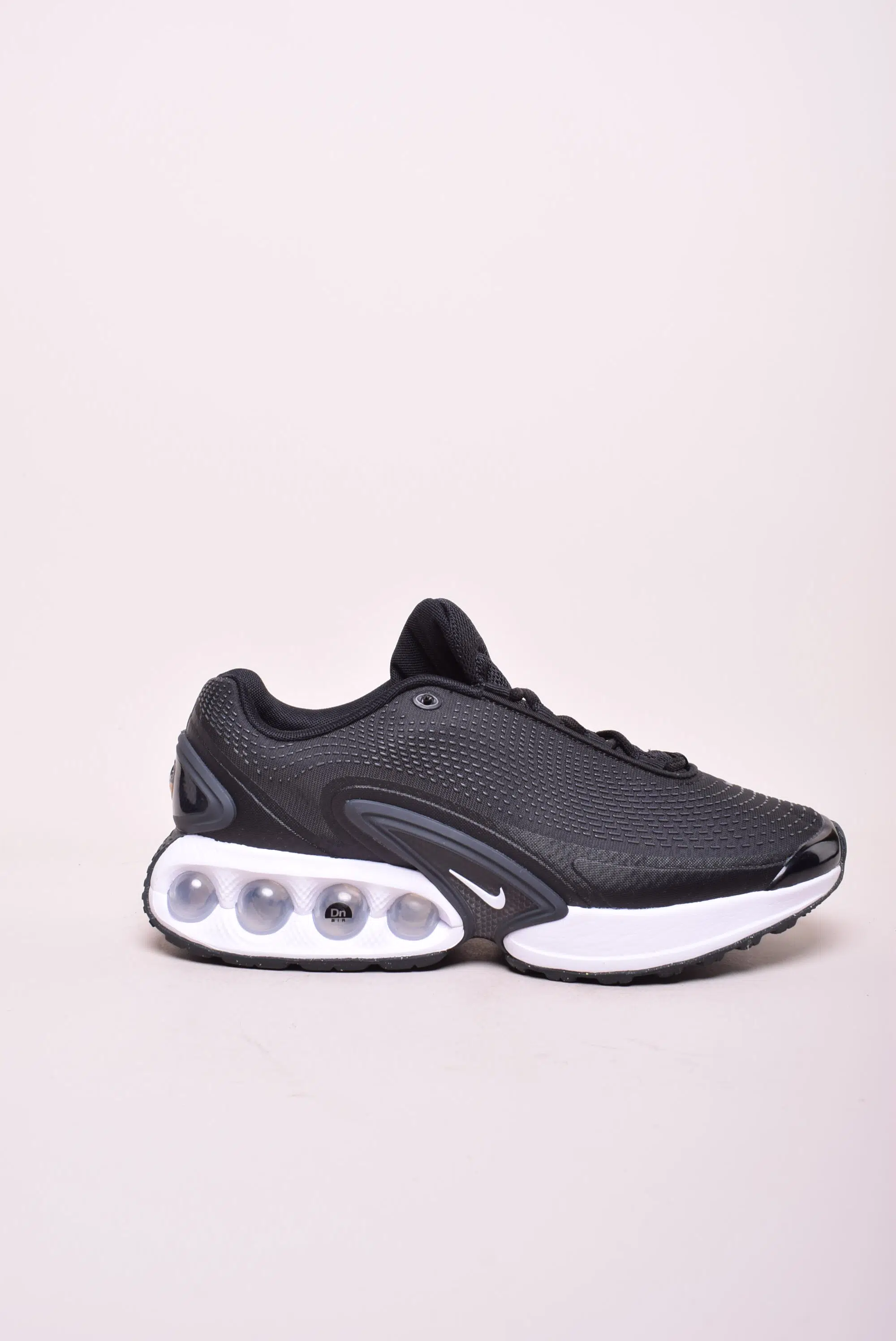 Sneakers barbati Air Max DN [0]