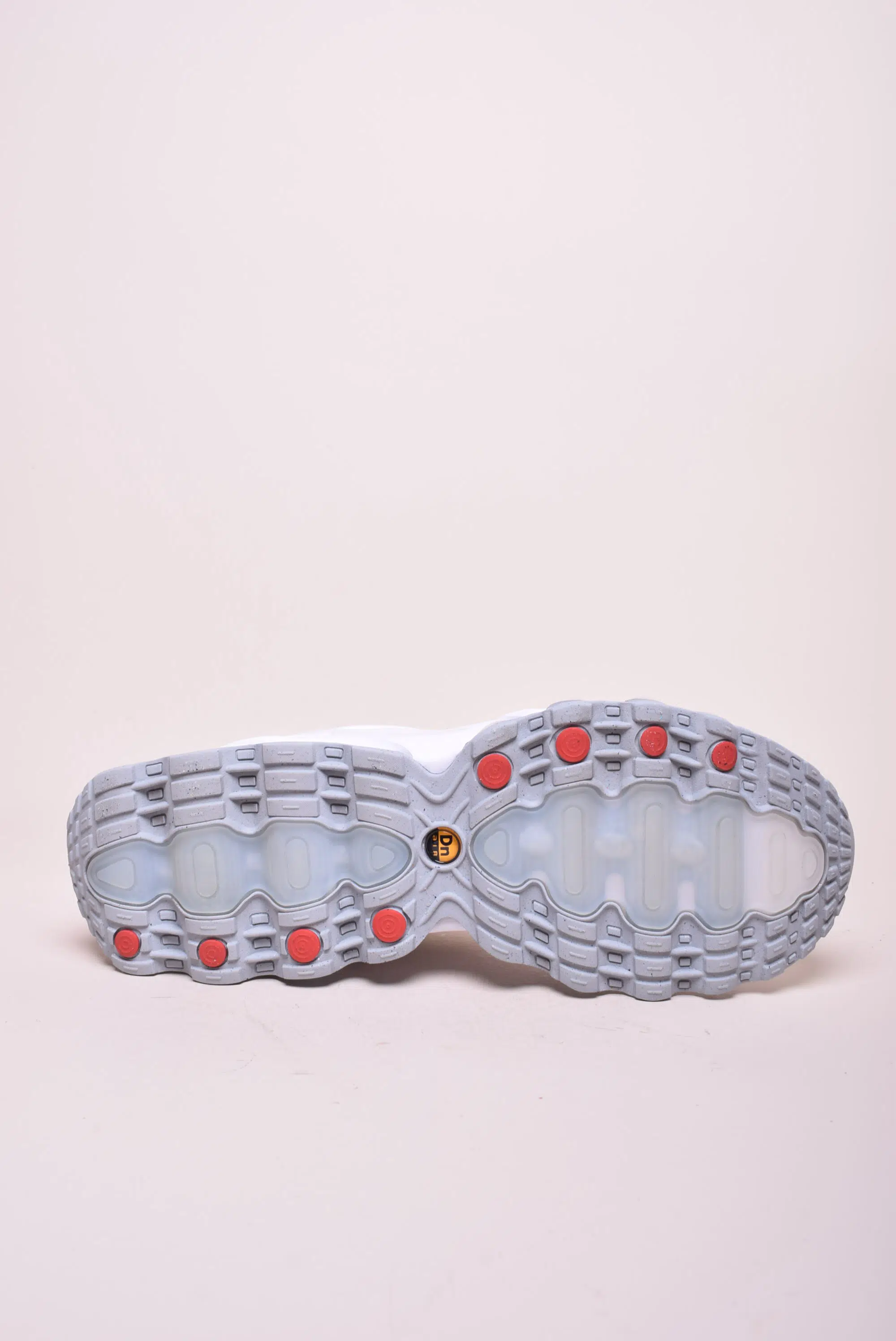 Sneakers barbati Air Max DN8 [1]