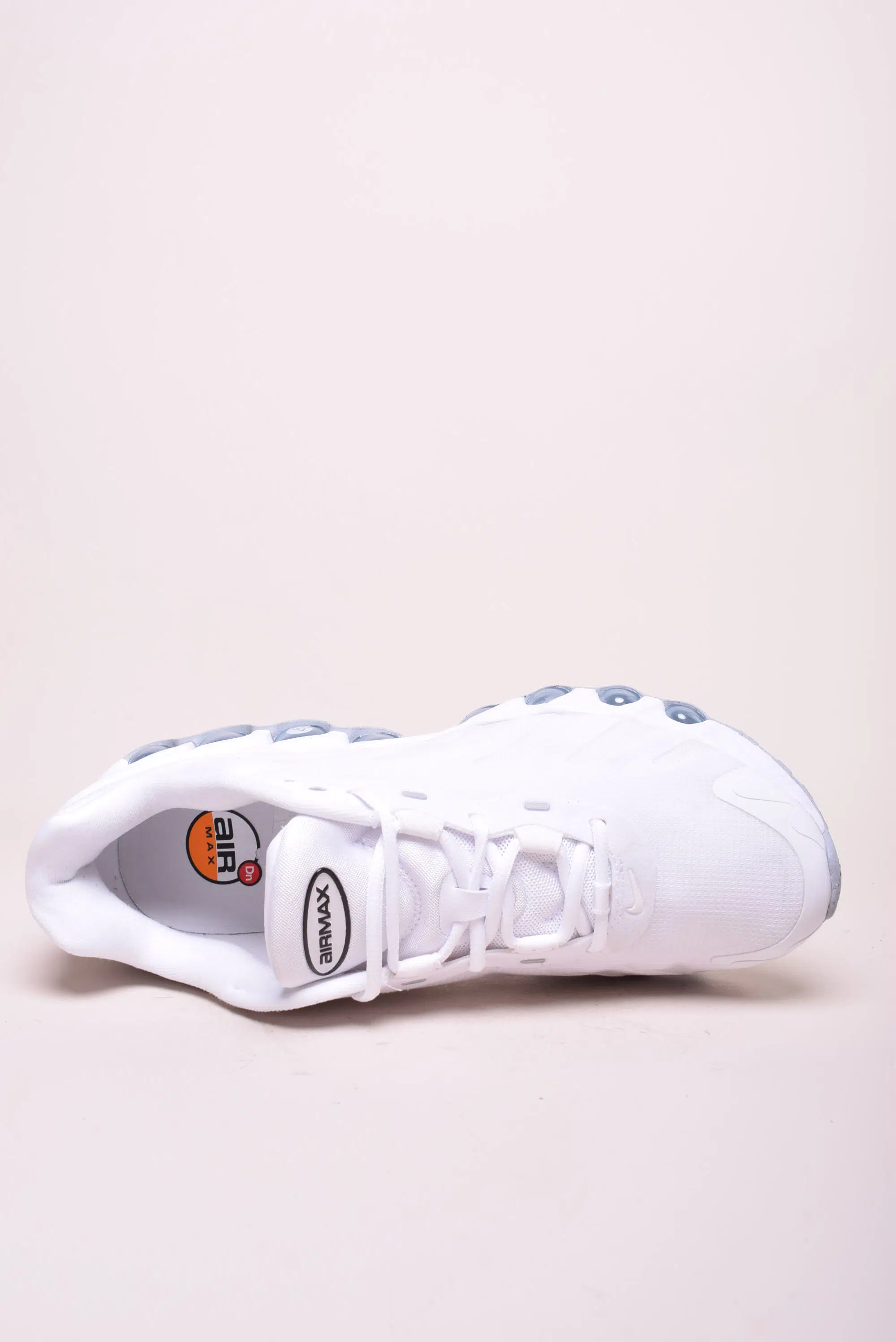 Sneakers barbati Air Max DN8 [3]