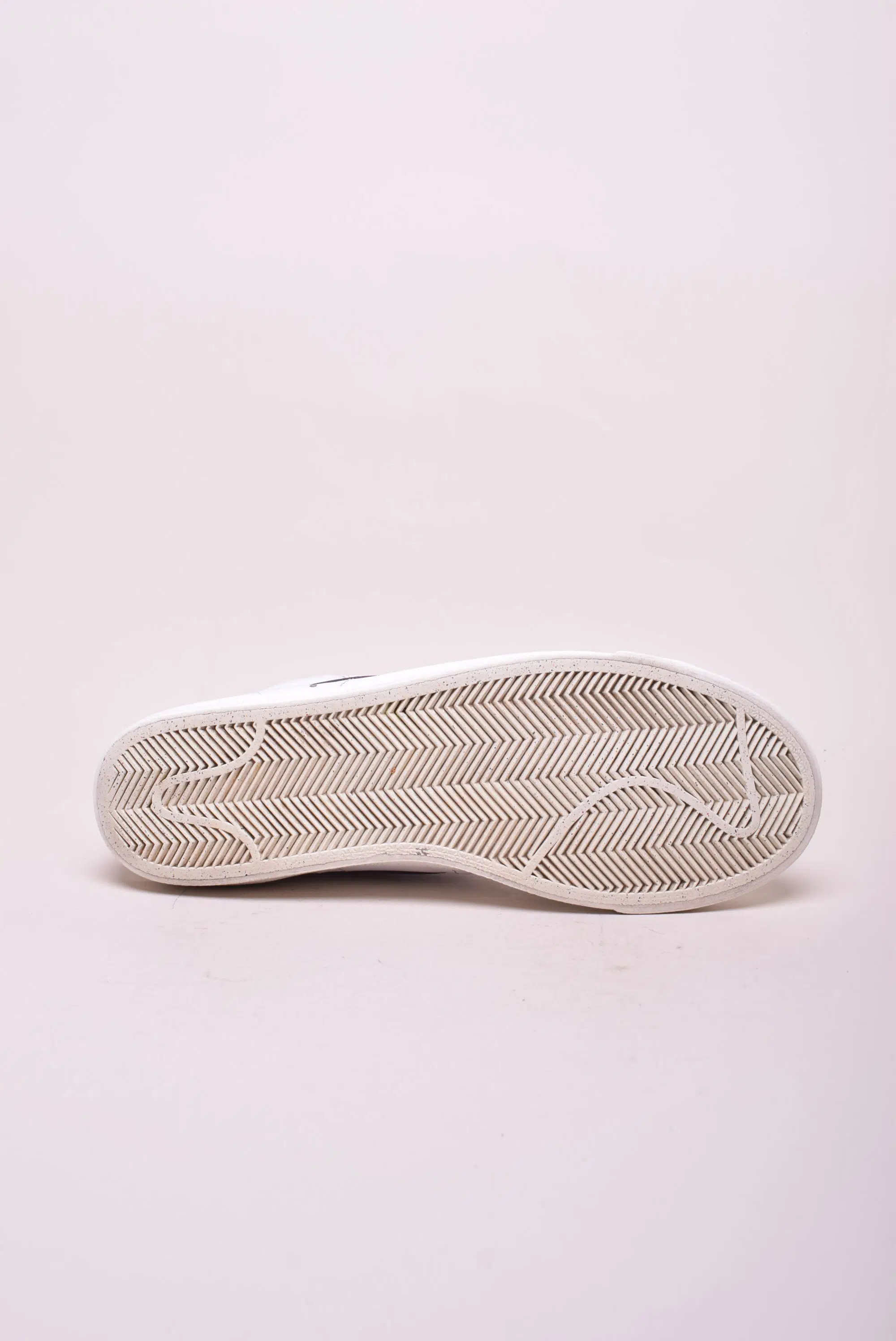 Sneakers barbati Blazer Mid '77 [1]