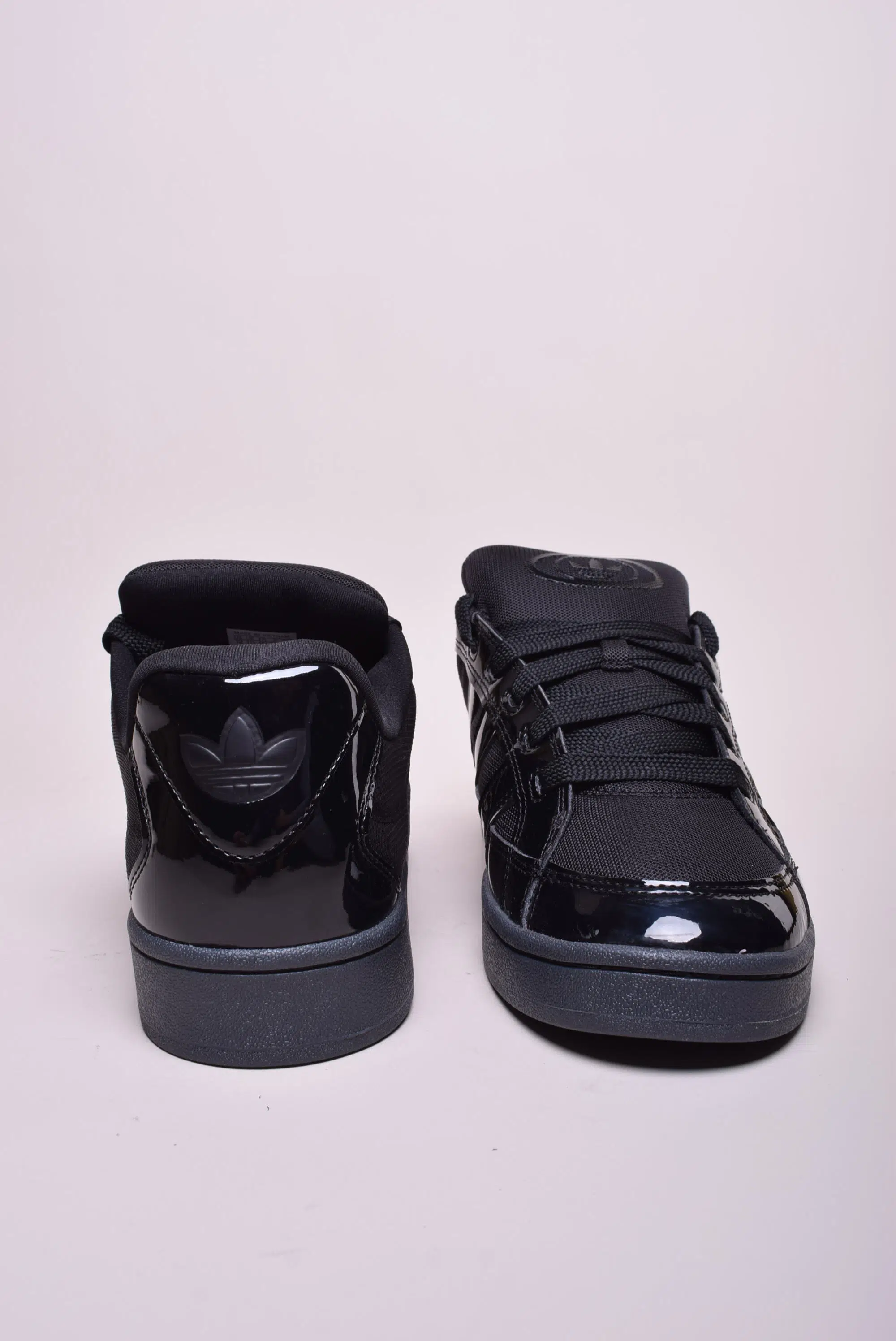 Sneakers barbati Campus 00s Beta [2]