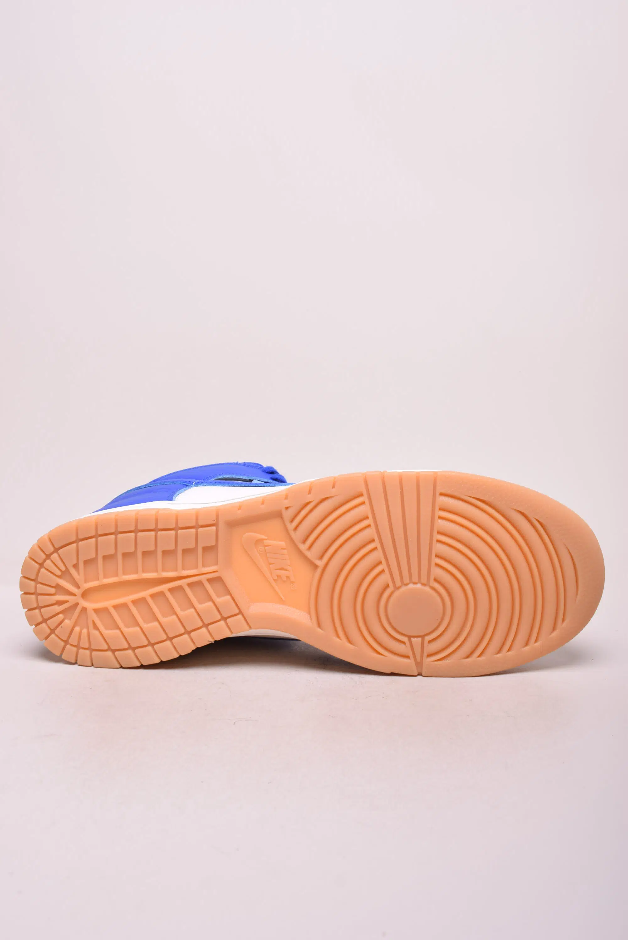 Sneakers barbati Dunk Hi Retro [1]