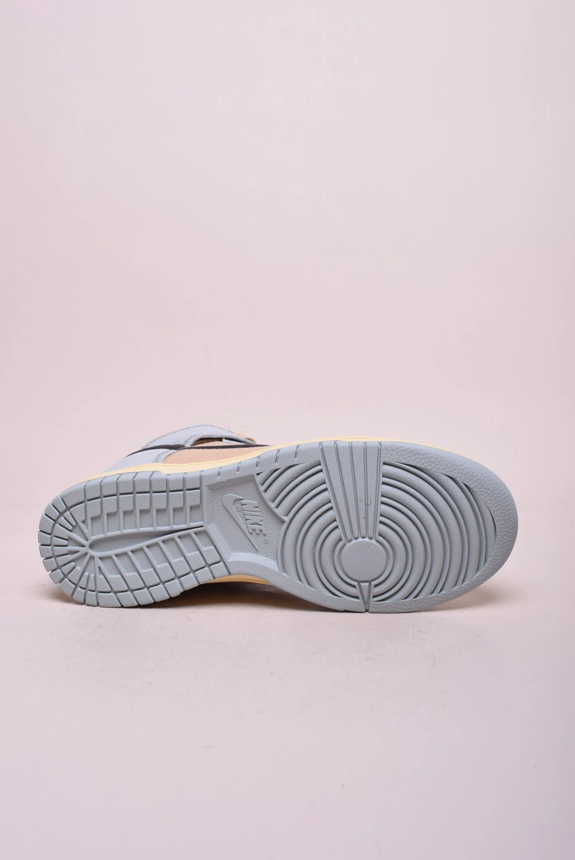 Sneakers barbati Dunk Hi Retro [1]