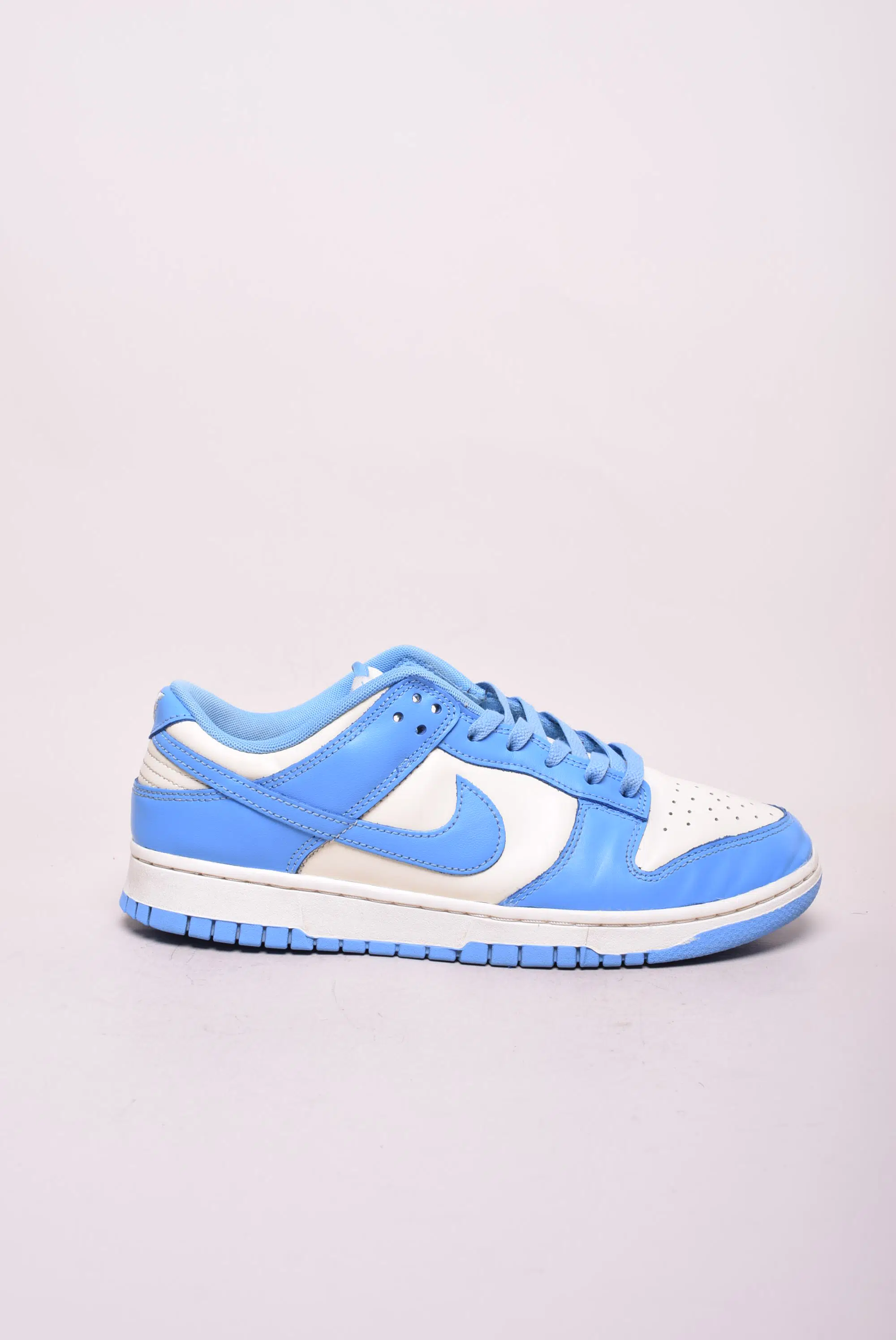 Sneakers barbati Dunk Low [0]
