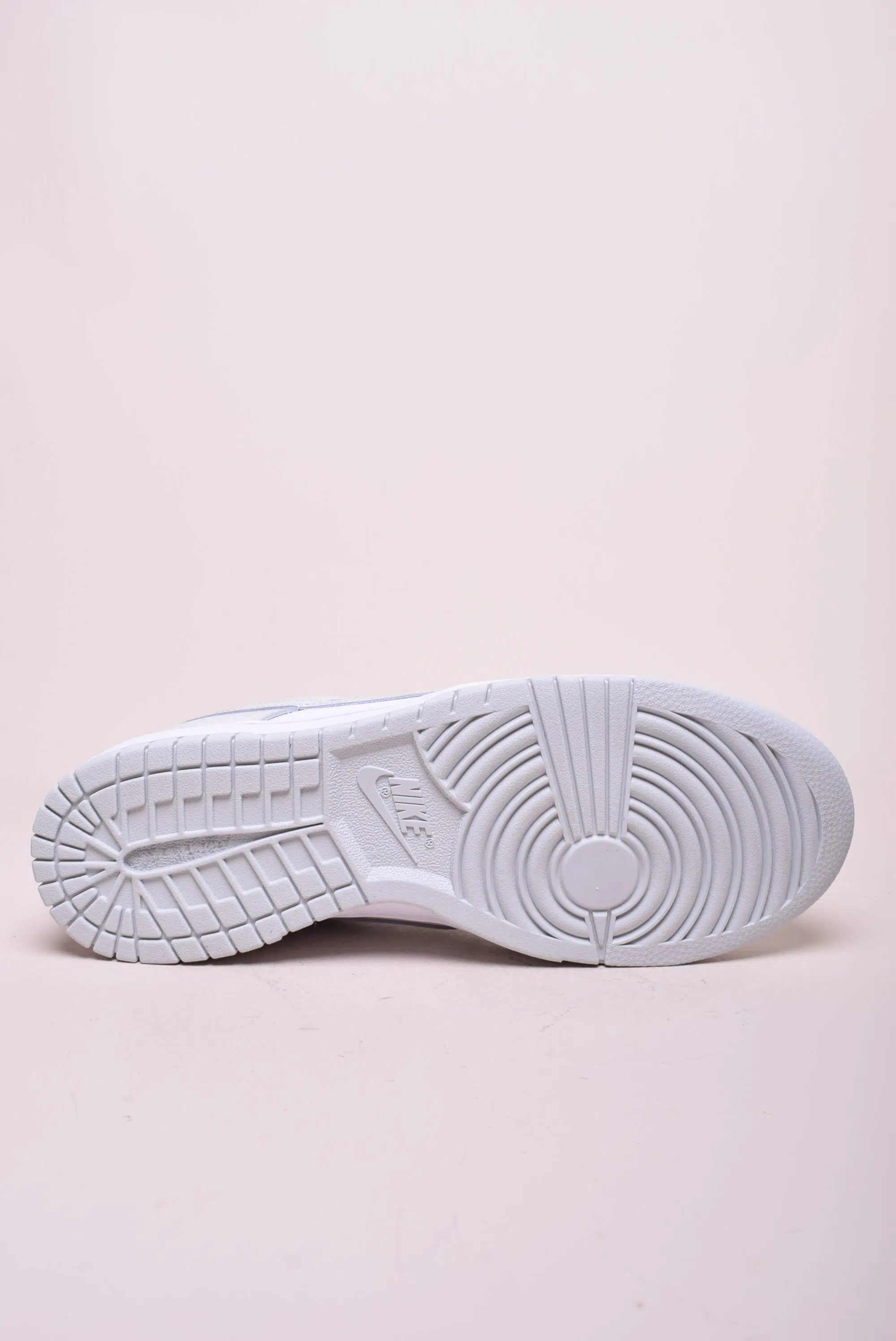 Sneakers barbati Dunk Low [1]