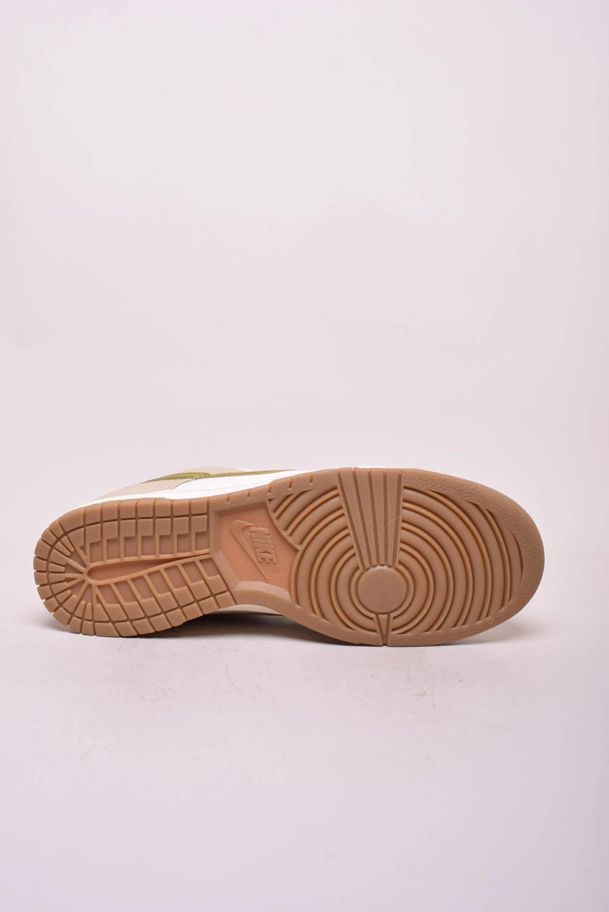 Sneakers barbati Dunk Low [1]