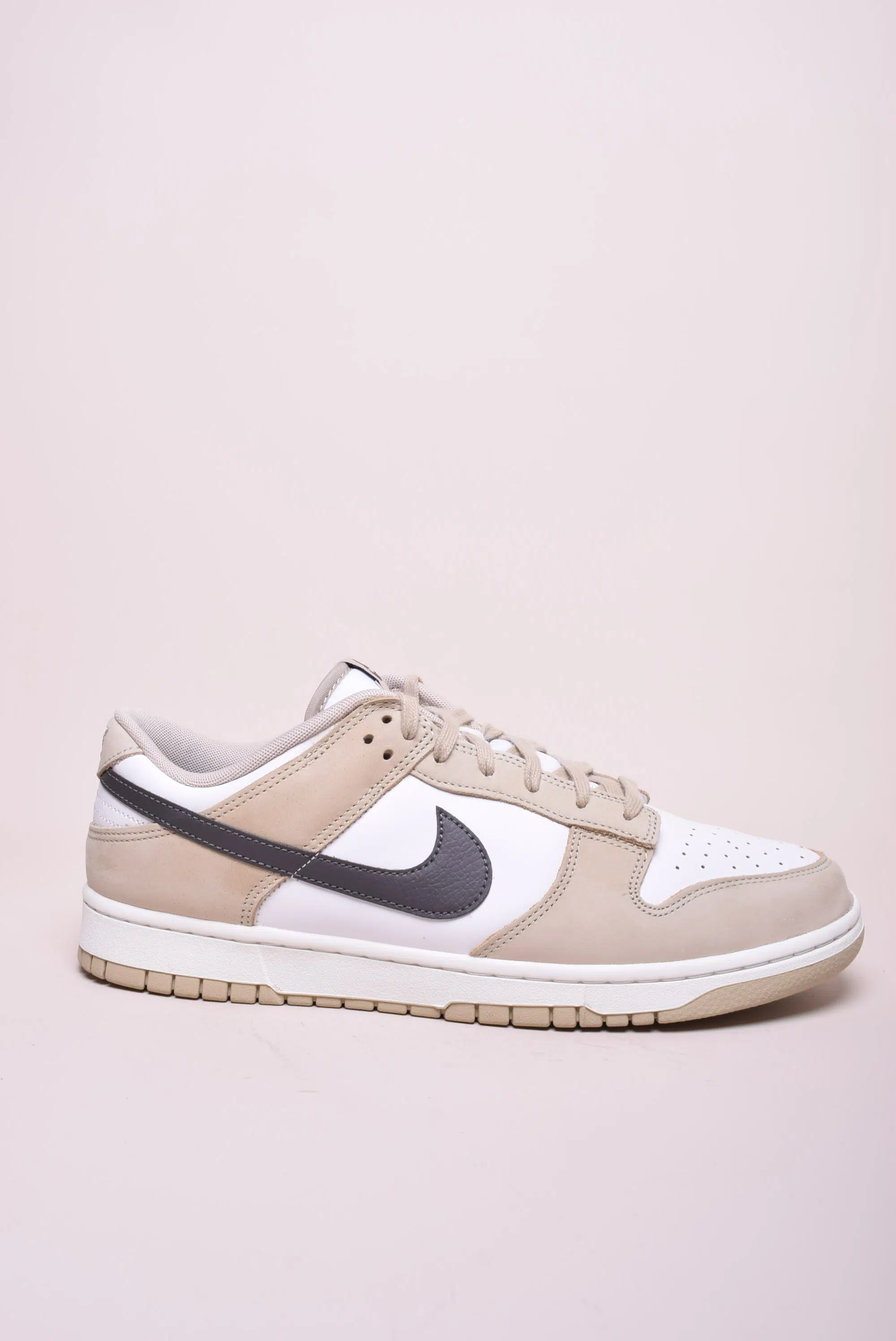 Sneakers barbati Dunk Low [0]