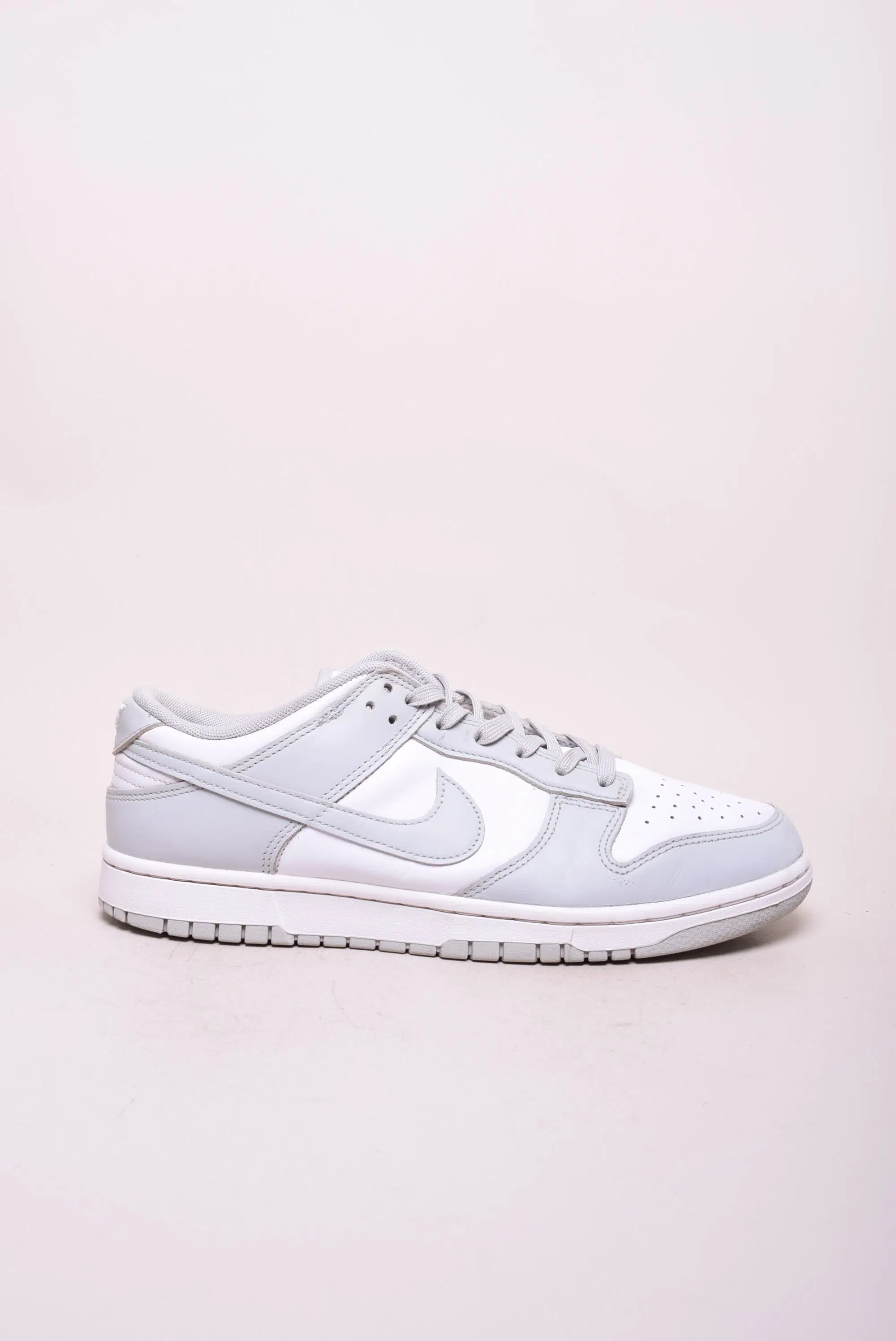 Sneakers barbati Dunk Low [0]