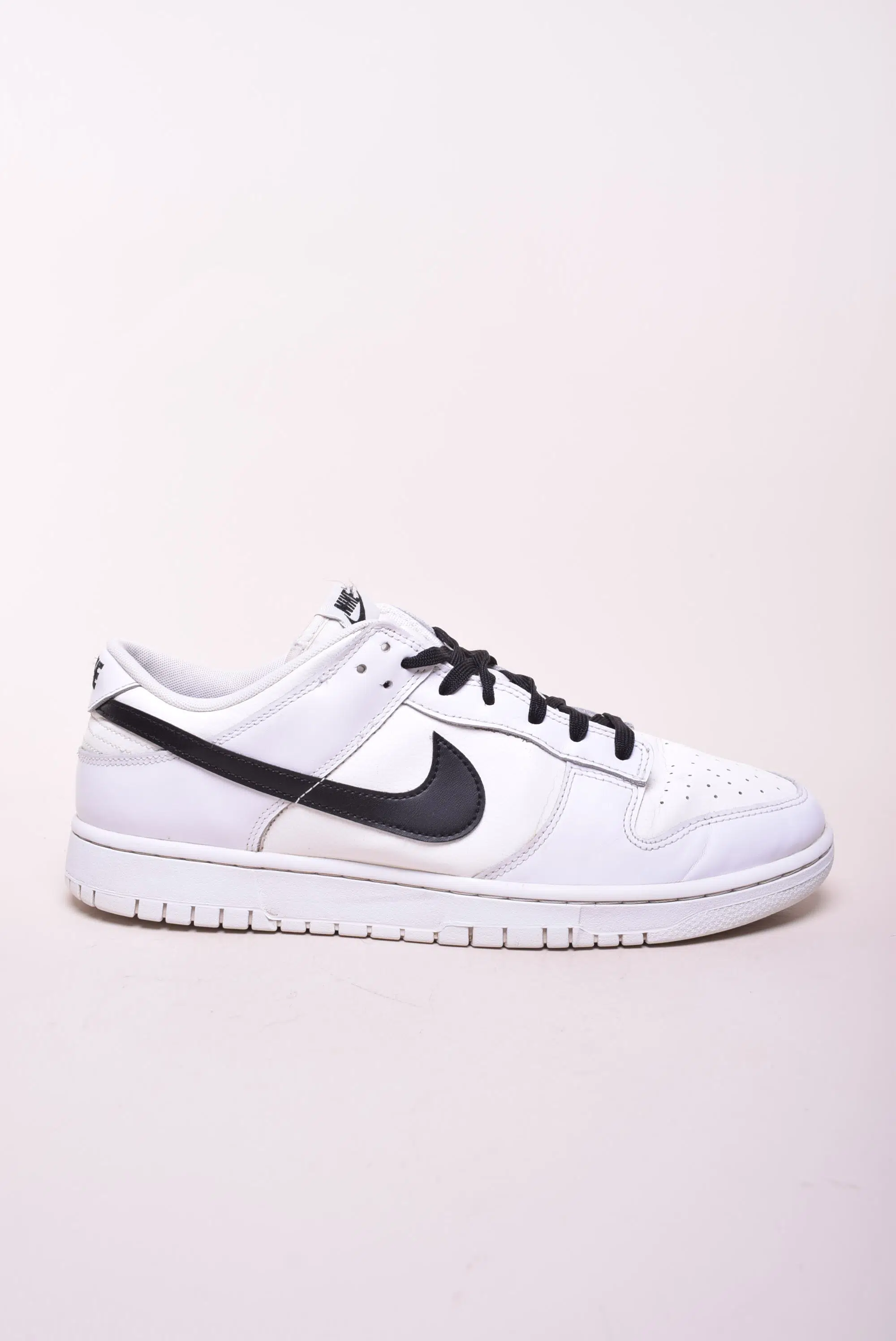 Sneakers barbati Dunk Low [0]