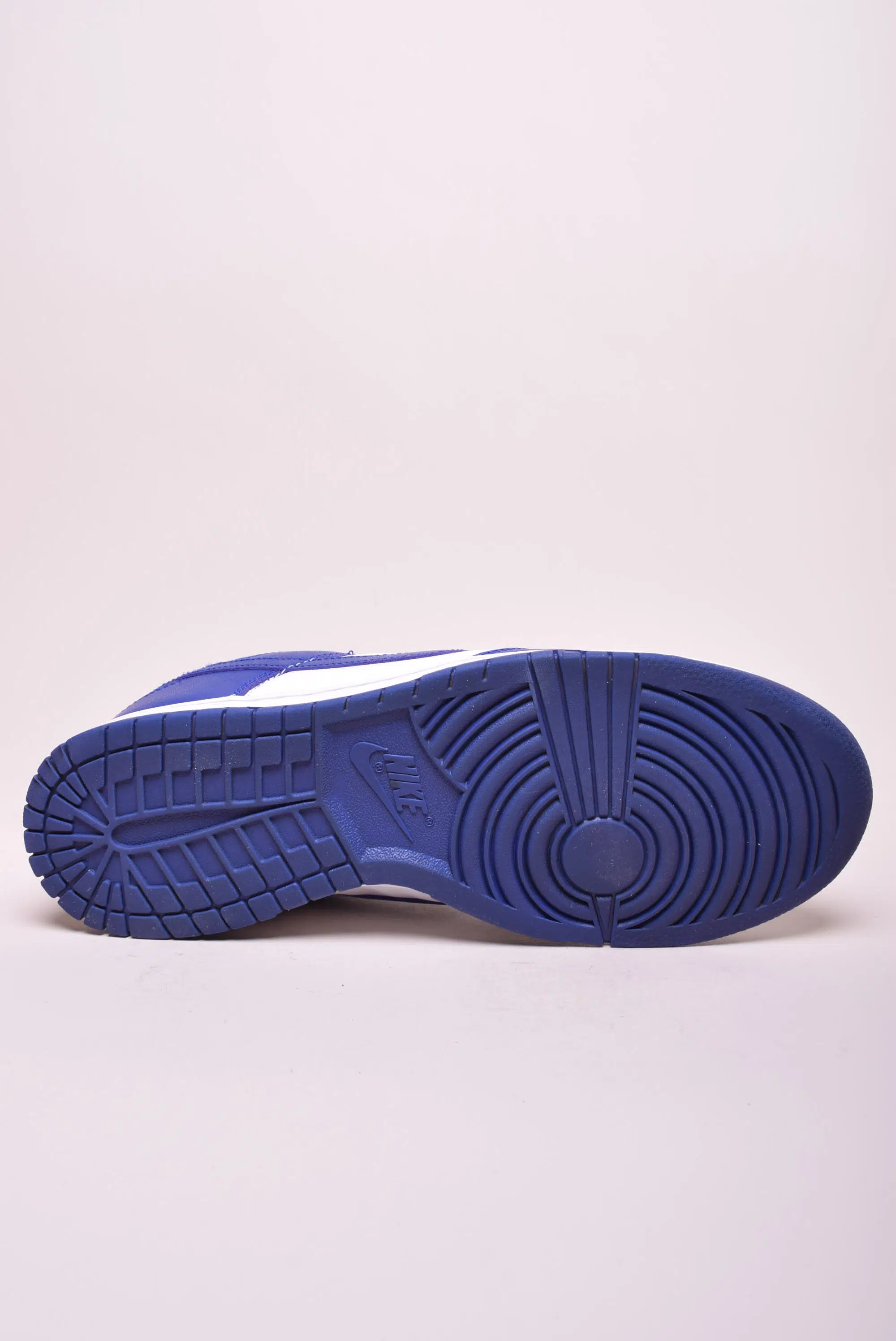 Sneakers barbati Dunk Low [1]