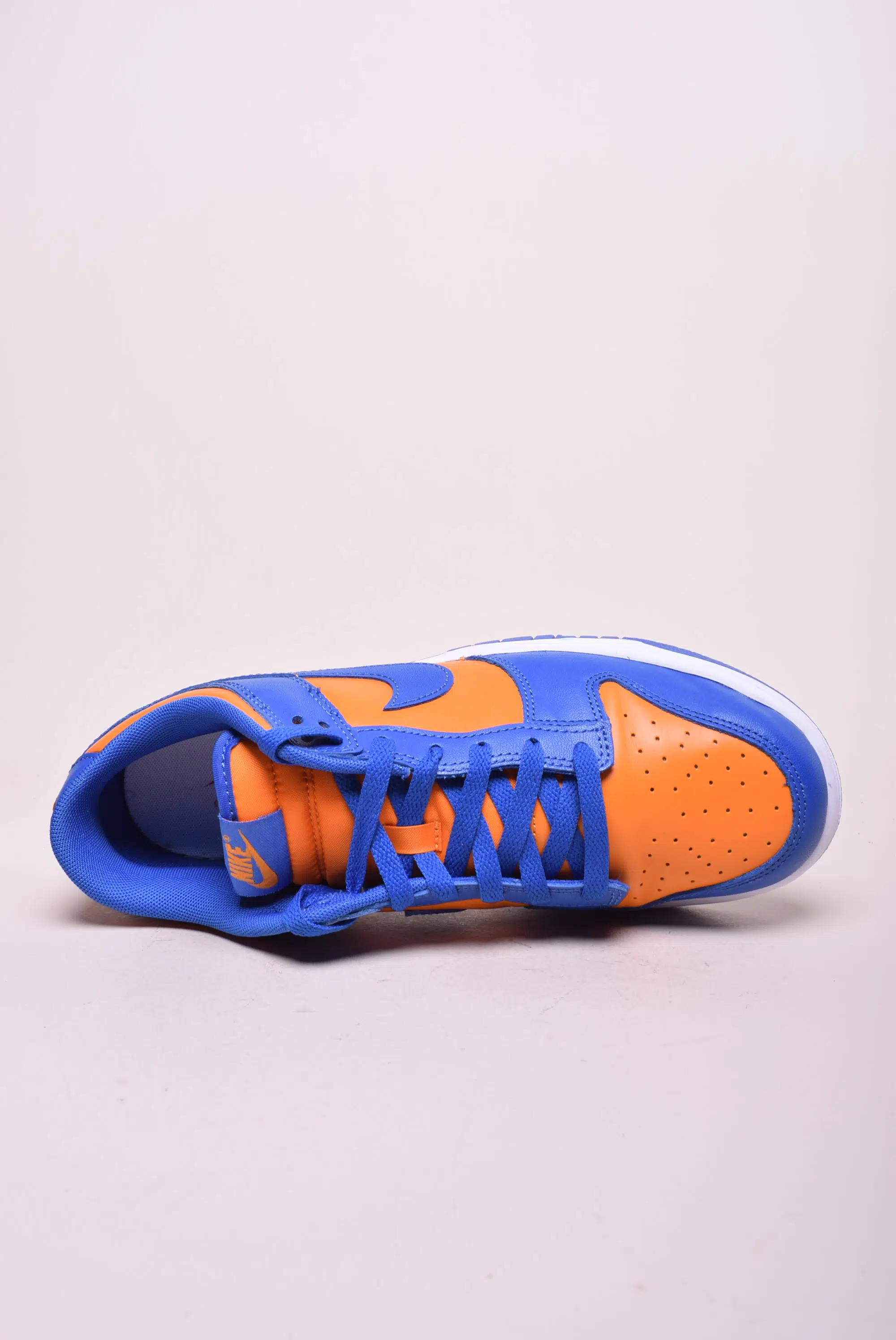 Sneakers barbati Dunk Low [3]