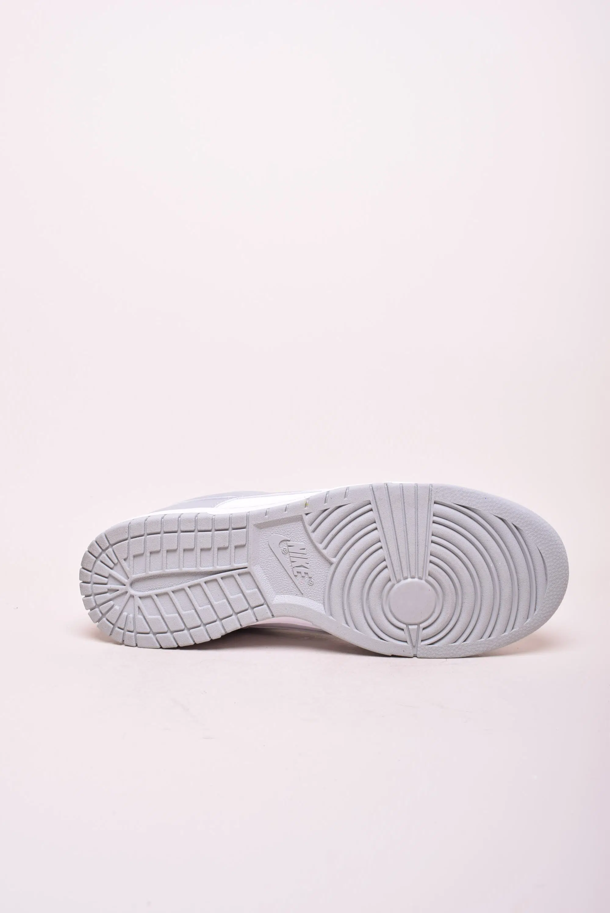 Sneakers barbati Dunk Low Next Nature [1]