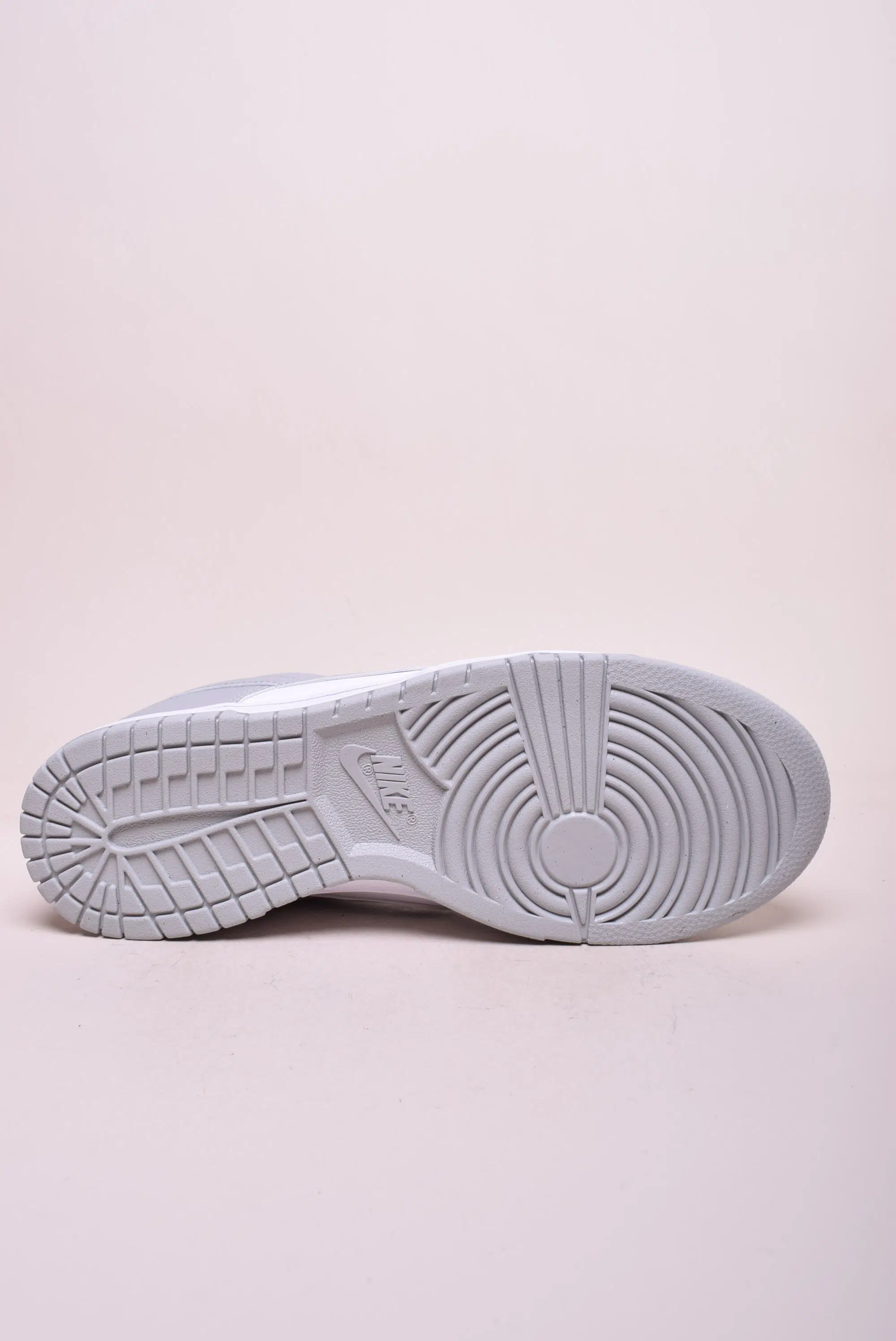 Sneakers barbati Dunk Low Next Nature [1]