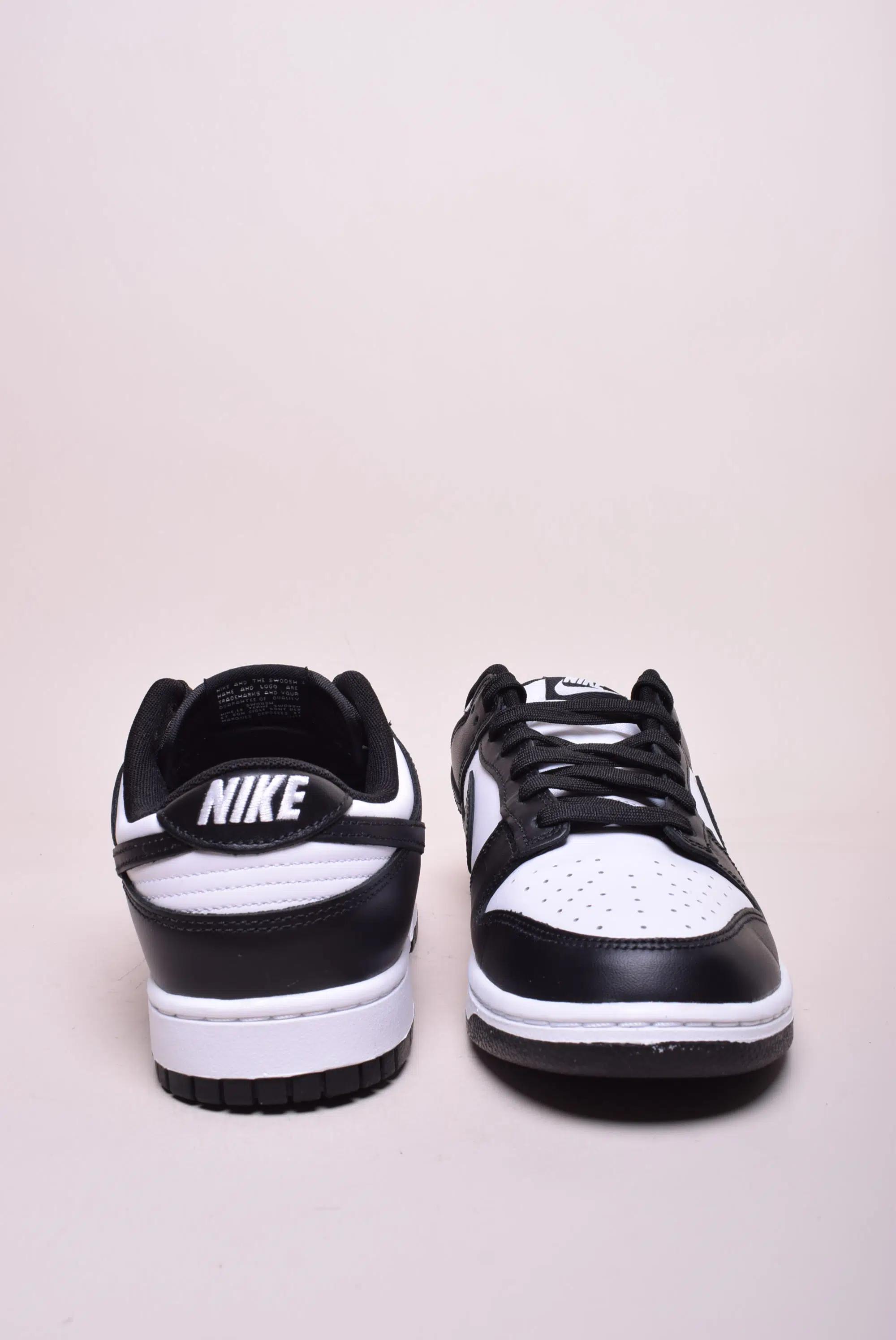 Sneakers barbati Dunk Low Retro [2]