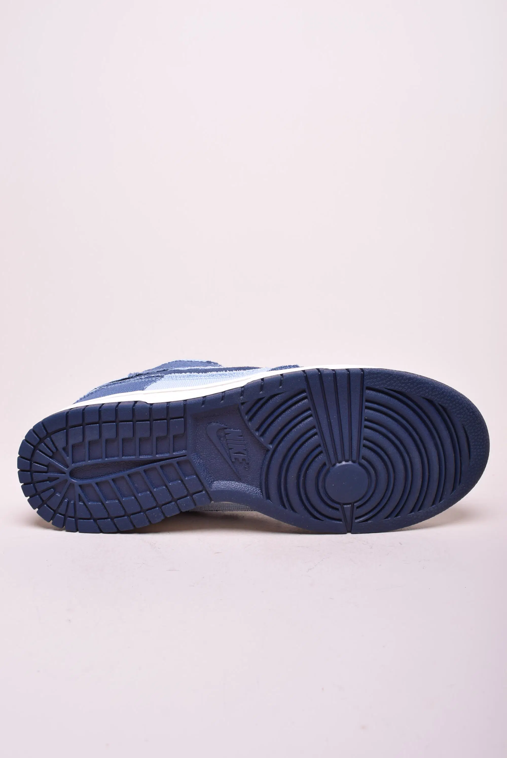 Sneakers barbati Dunk Low Retro [1]