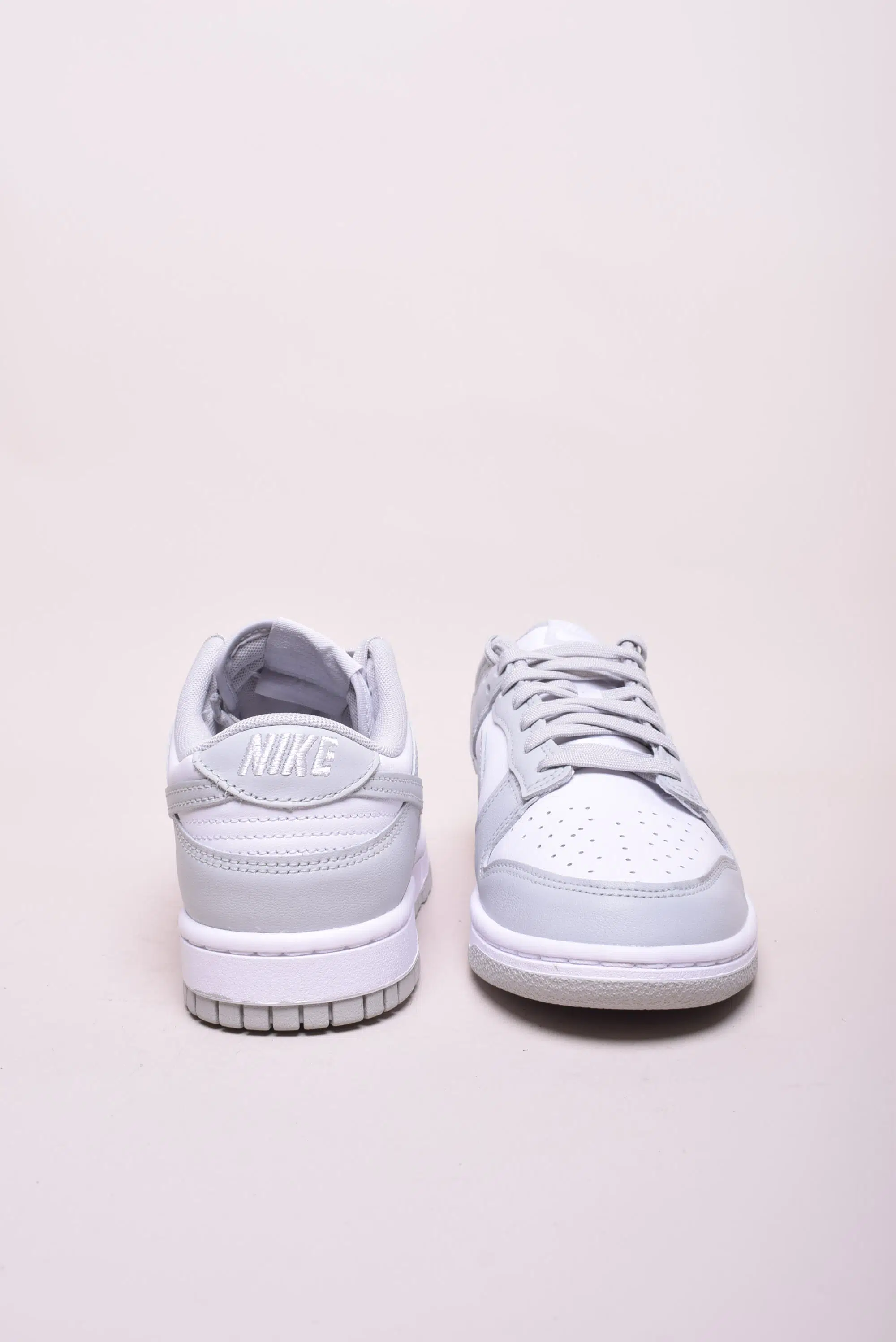 Sneakers barbati Dunk Low Retro [2]